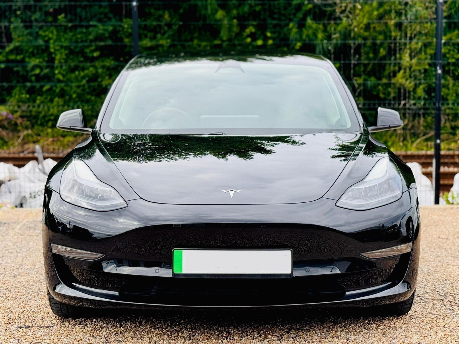 Tesla Model 3 view 14
