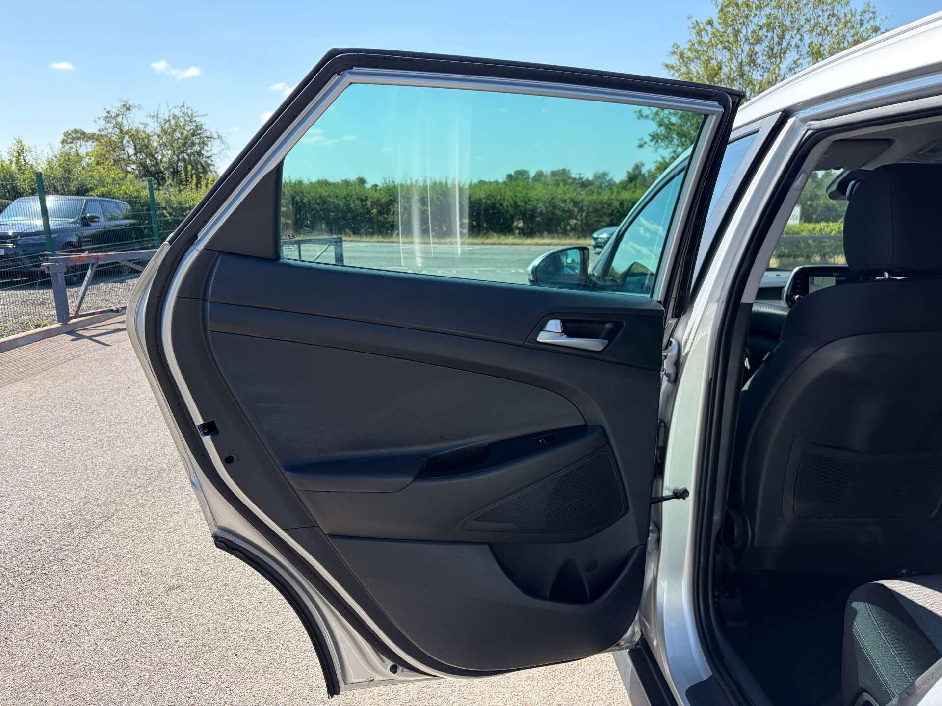Hyundai Tucson view 19