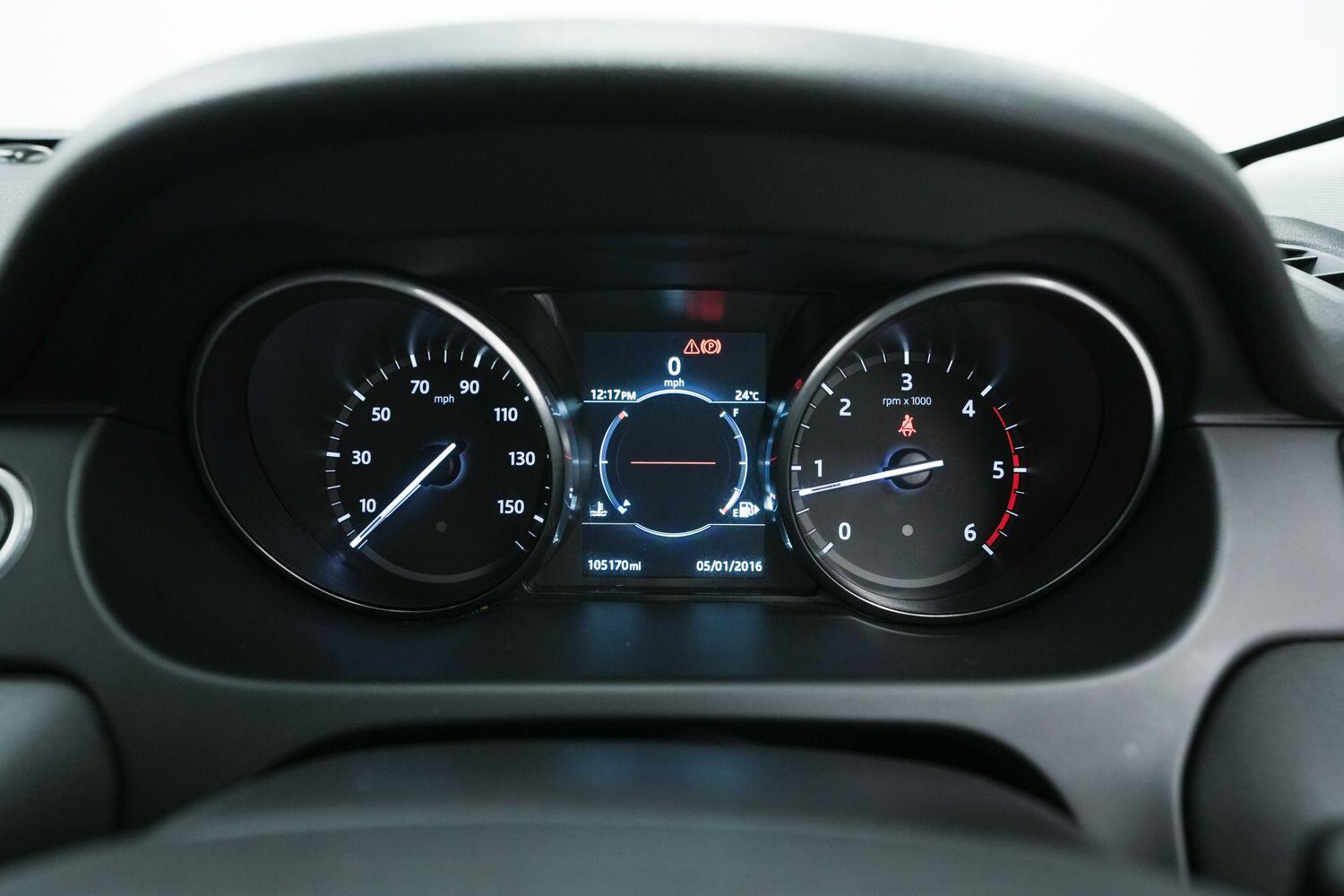 Land Rover Discovery Sport view 25