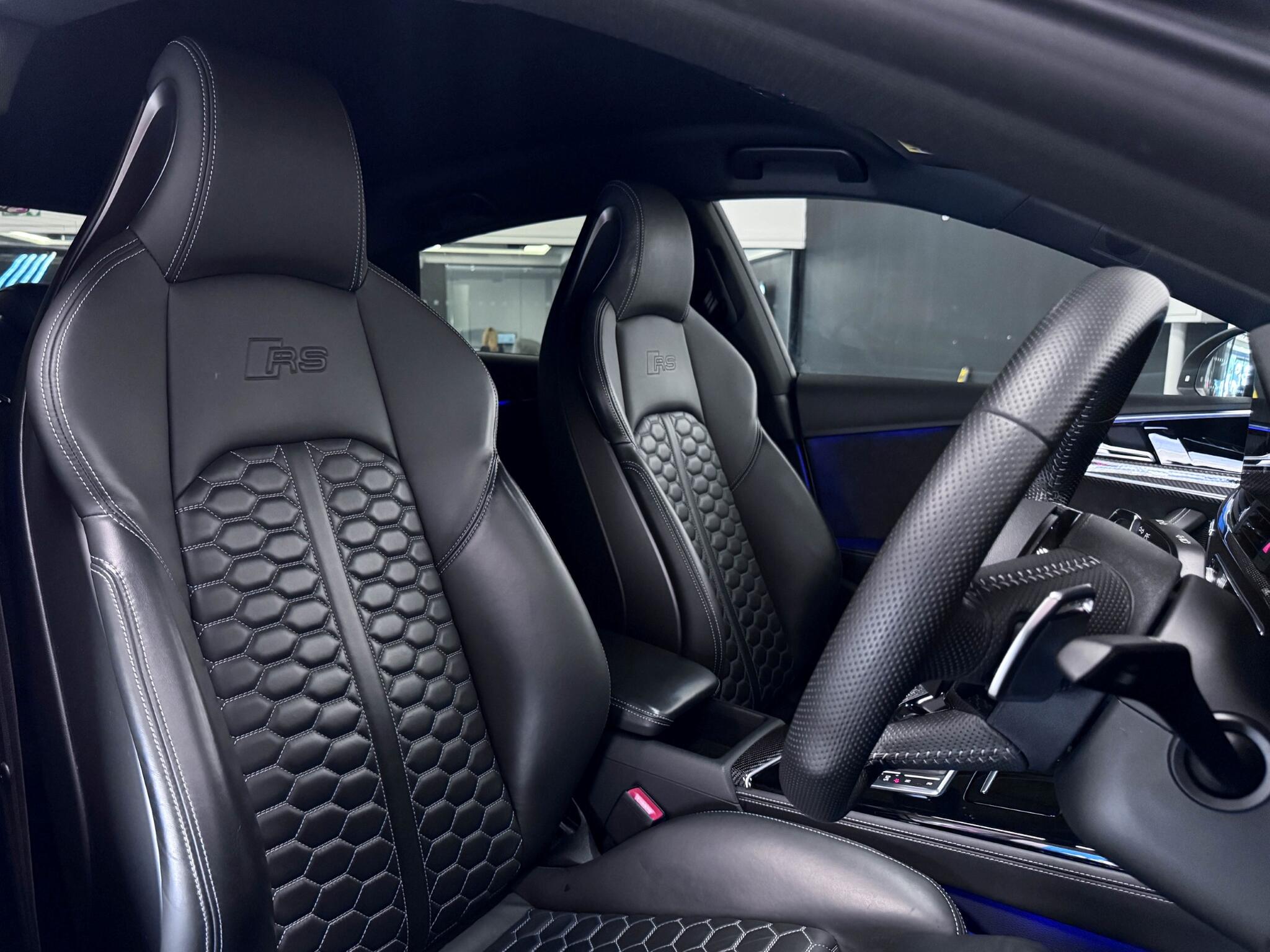 Audi RS5 view 30
