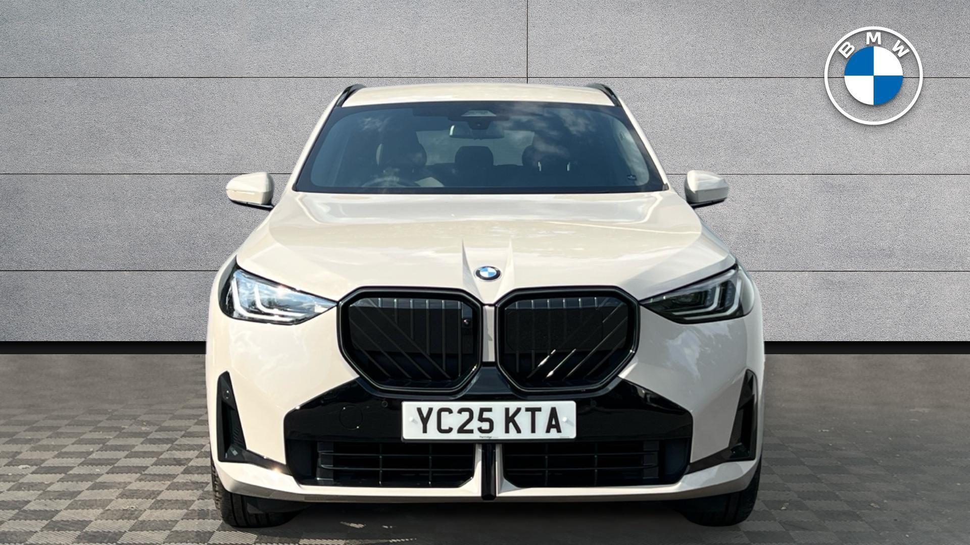 BMW X3 view 16