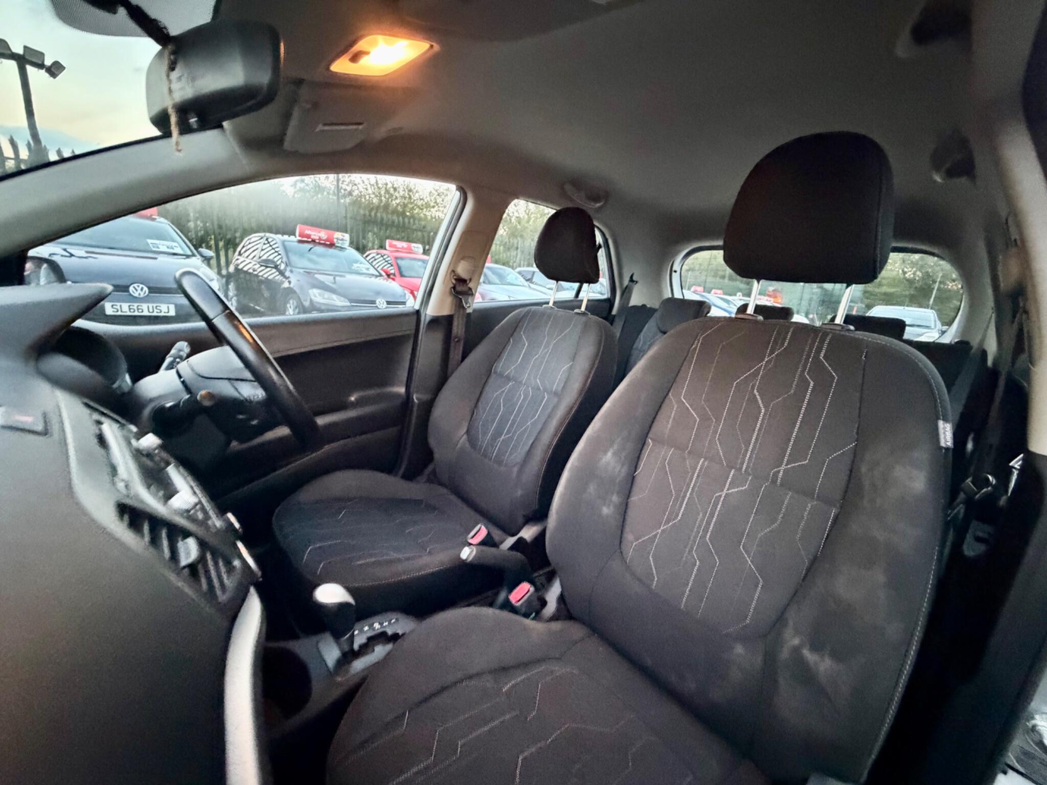 Kia Picanto view 50