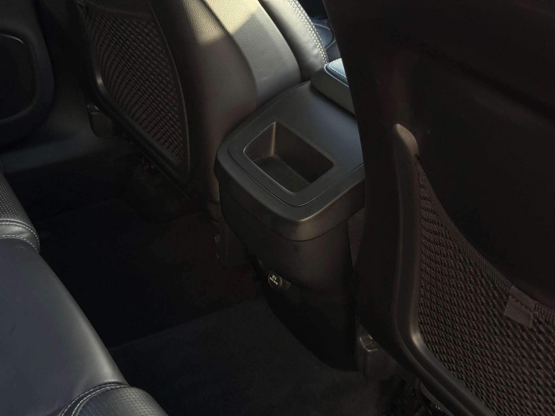 Volvo XC60 view 22