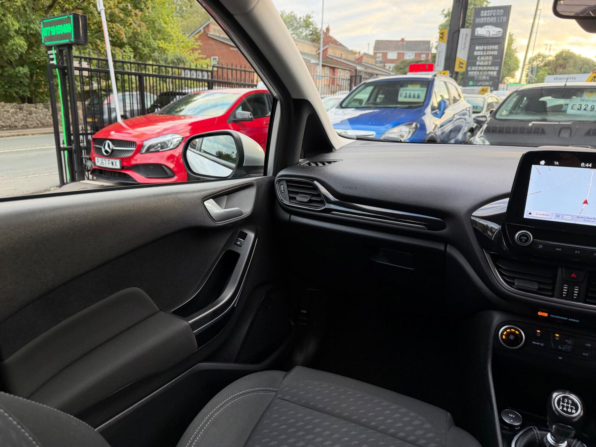 Ford Fiesta view 46