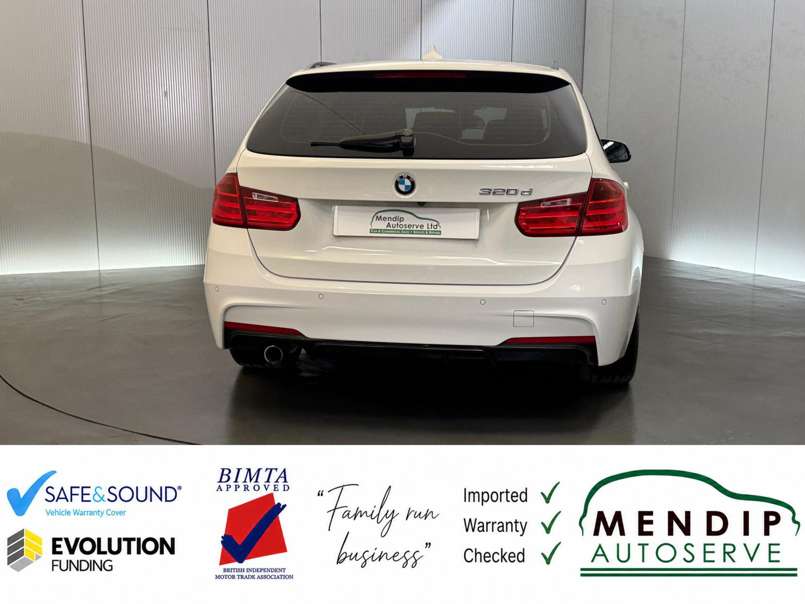 BMW 3 Series view 19