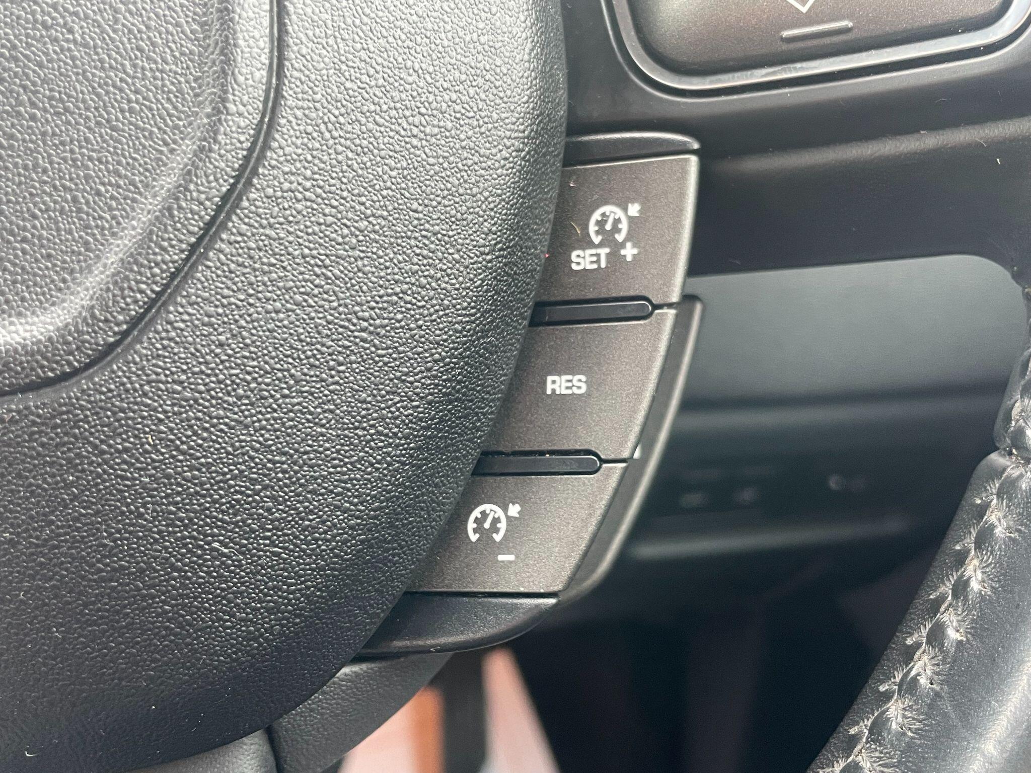 Land Rover Range Rover Evoque view 35