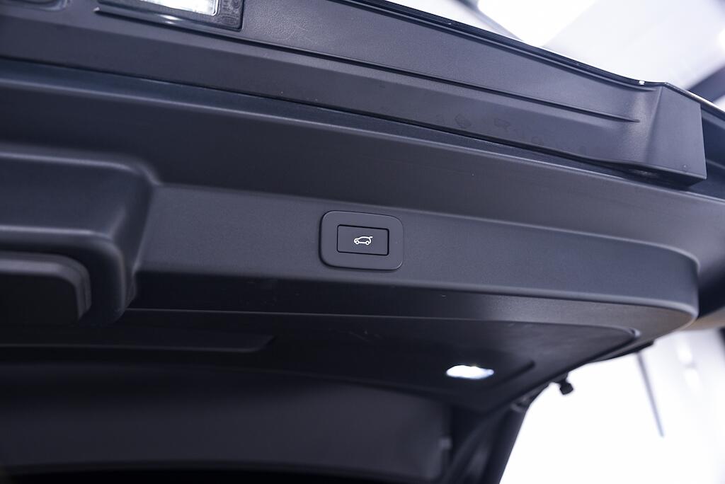 Land Rover Range Rover Sport view 31