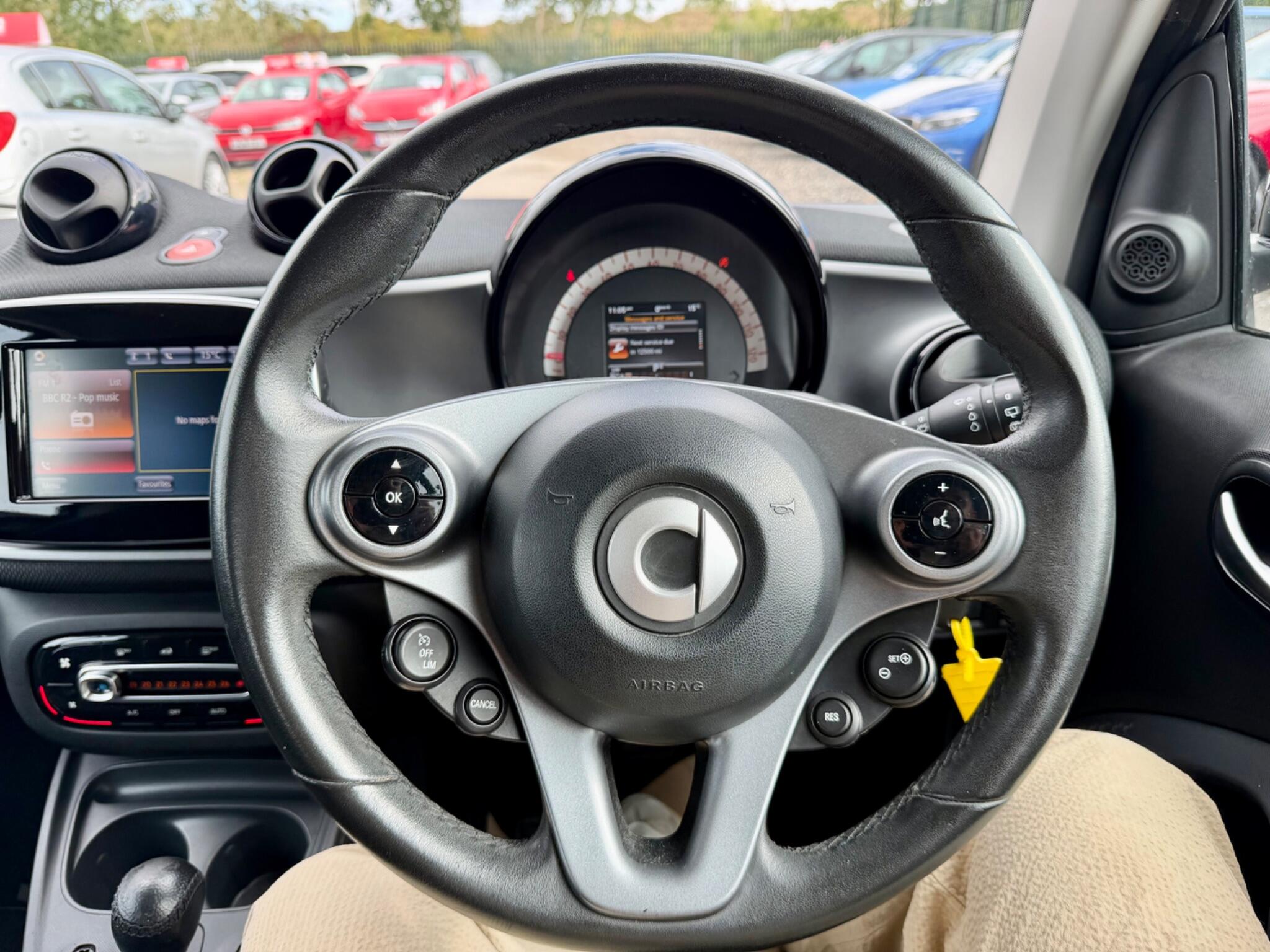Smart Fortwo view 35