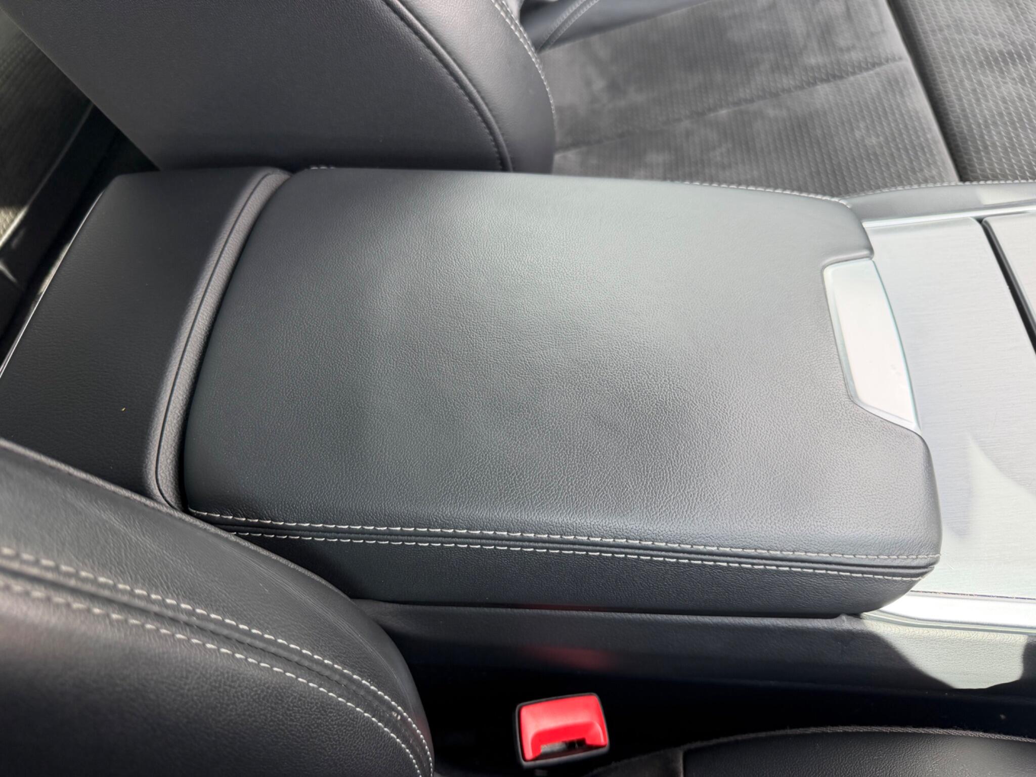 Audi A6 view 44