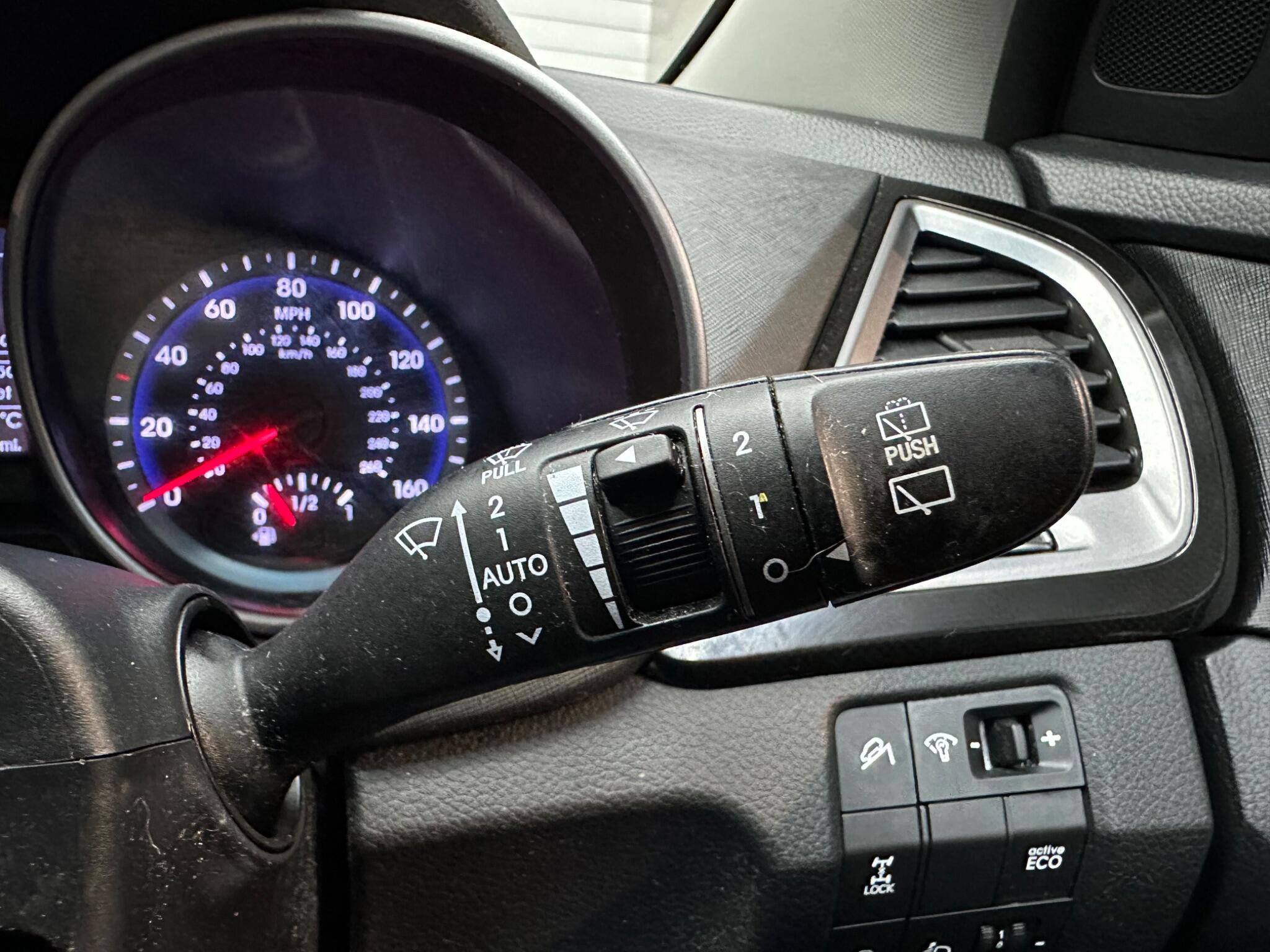 Hyundai Santa Fe view 18