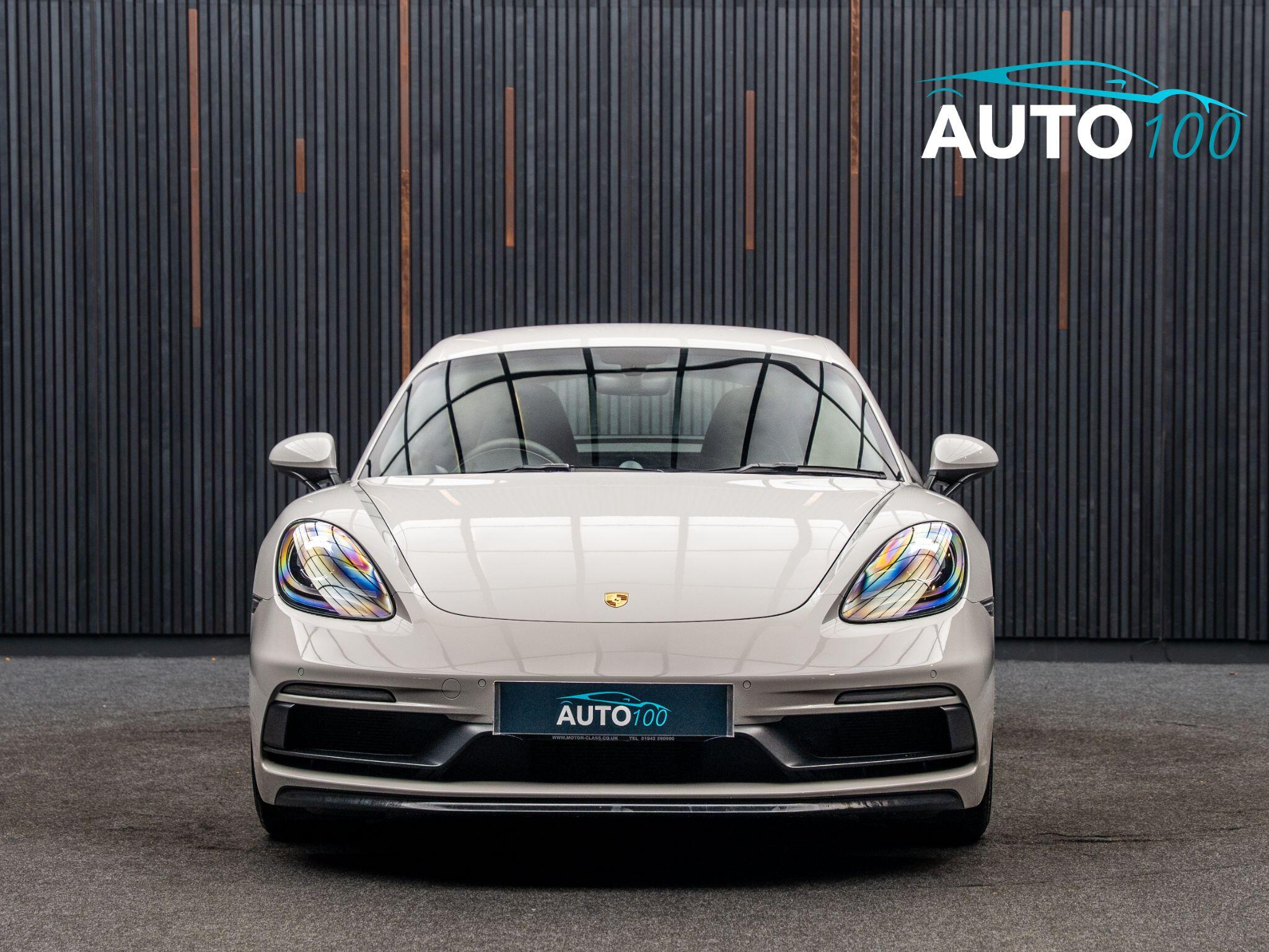 Porsche Cayman view 9