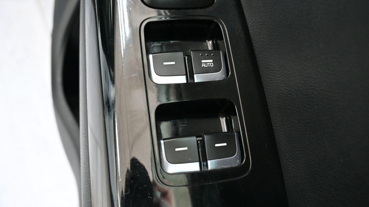 Kia Sportage view 36