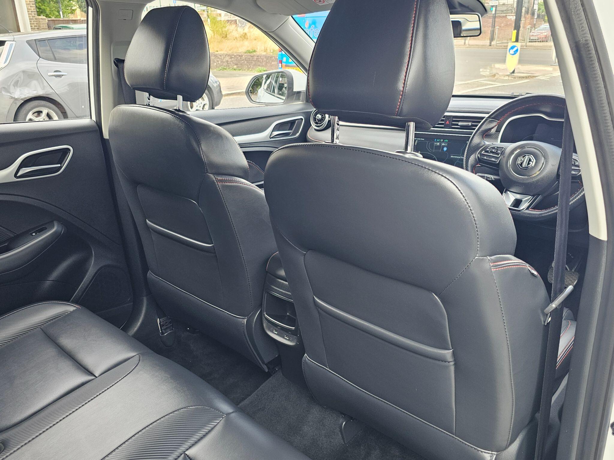 MG ZS view 58