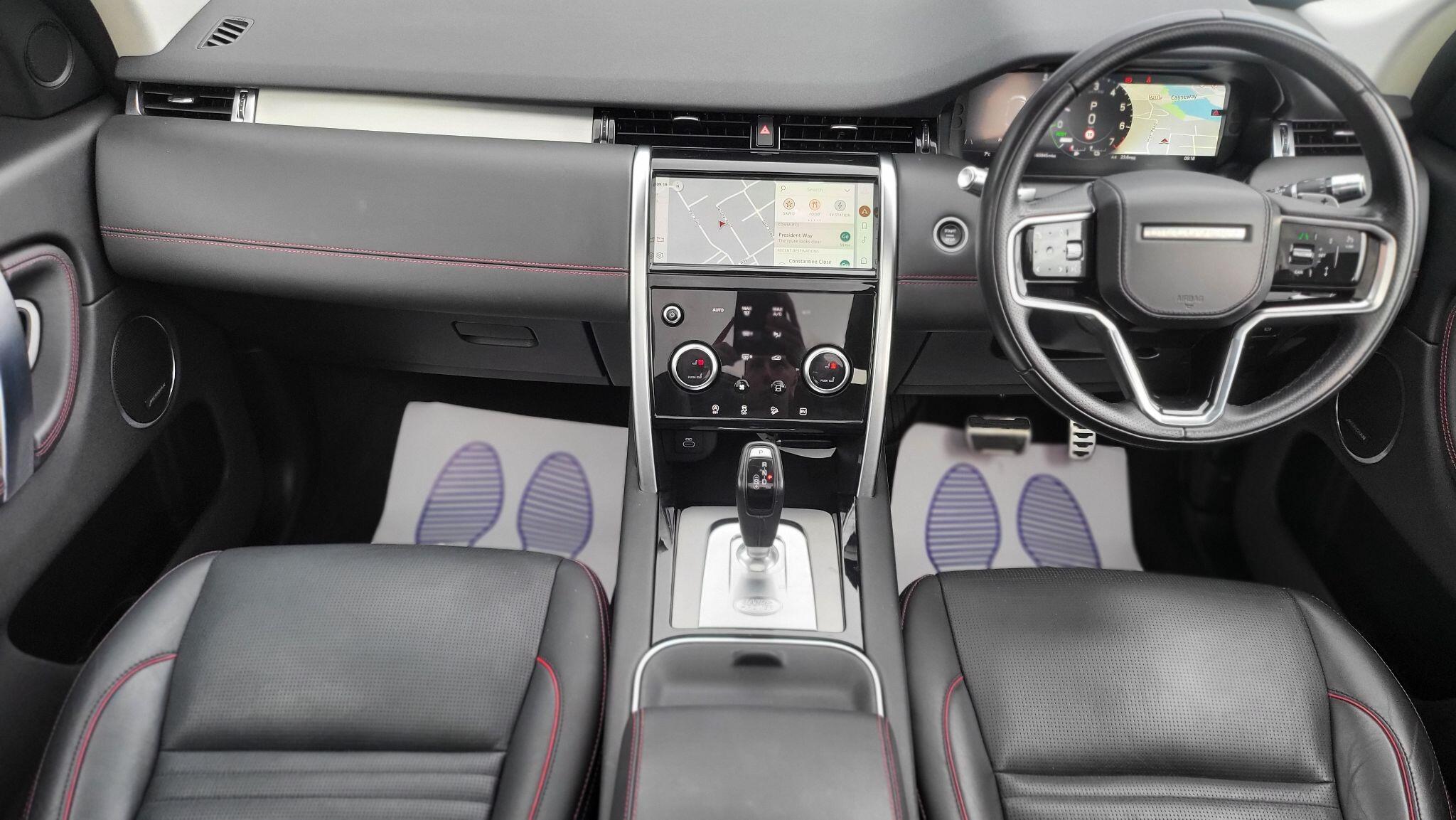 Land Rover Discovery Sport view 38