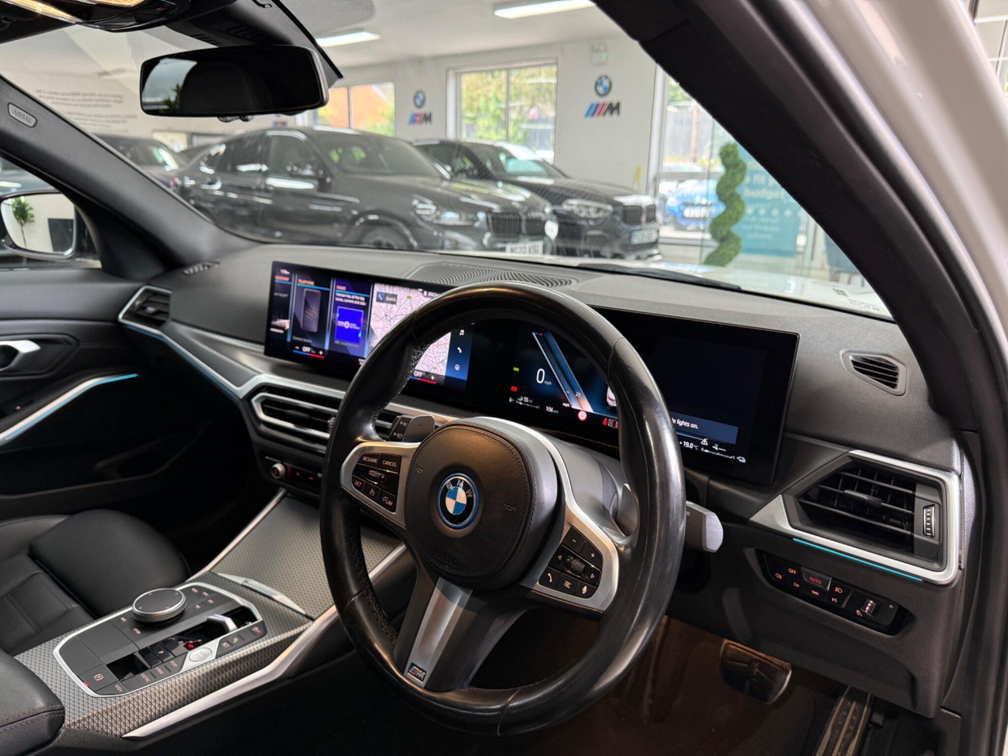 BMW 3 Series view 34