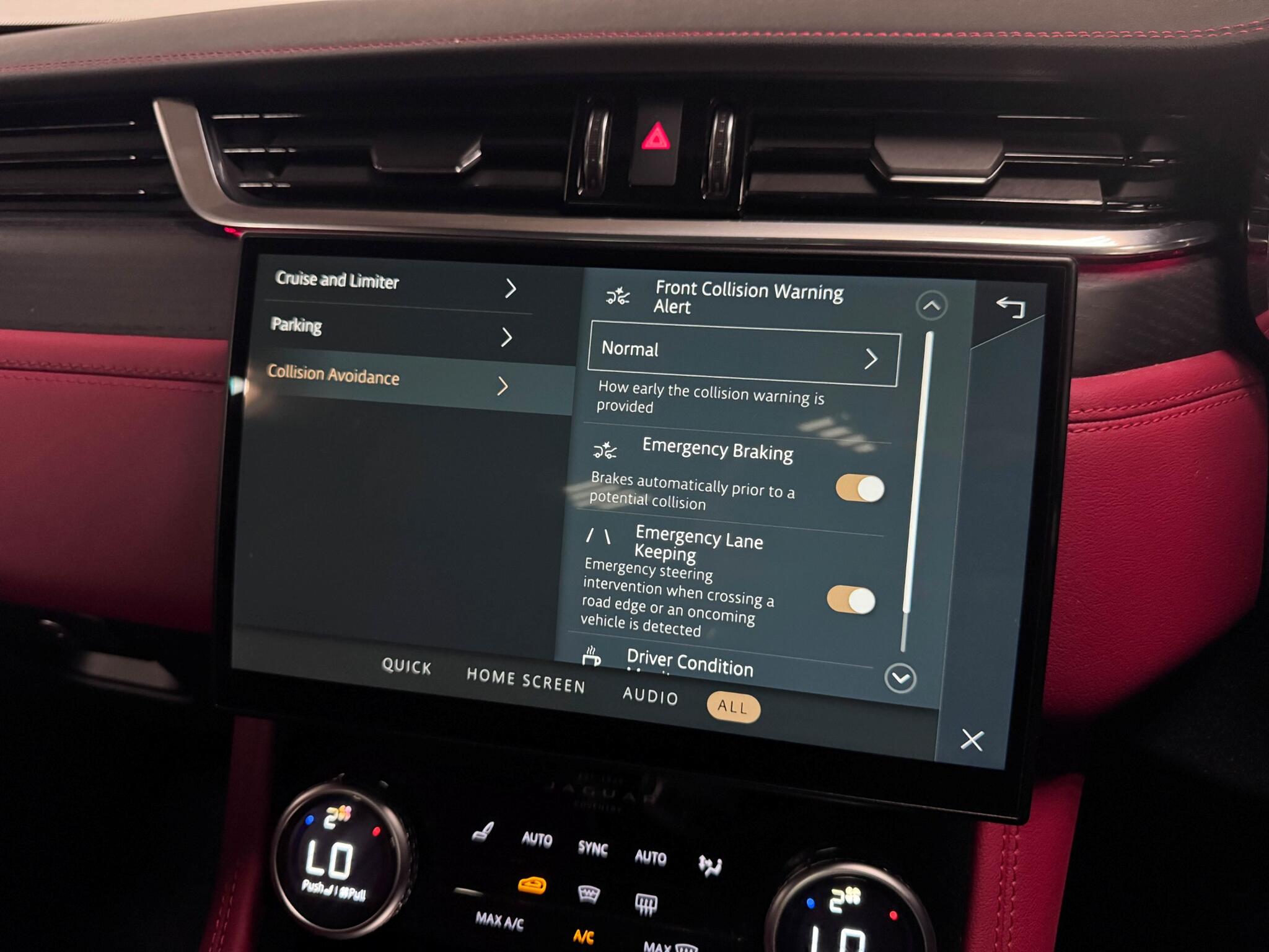 Jaguar F-Pace view 70