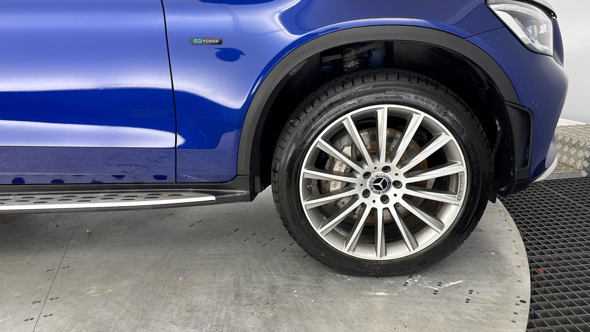 Mercedes-Benz GLC view 21