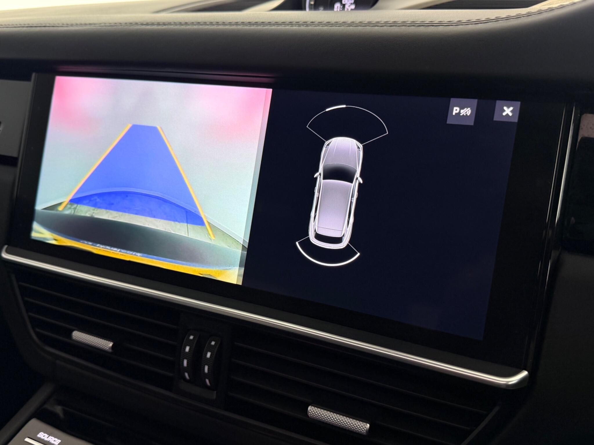 Porsche Cayenne view 39