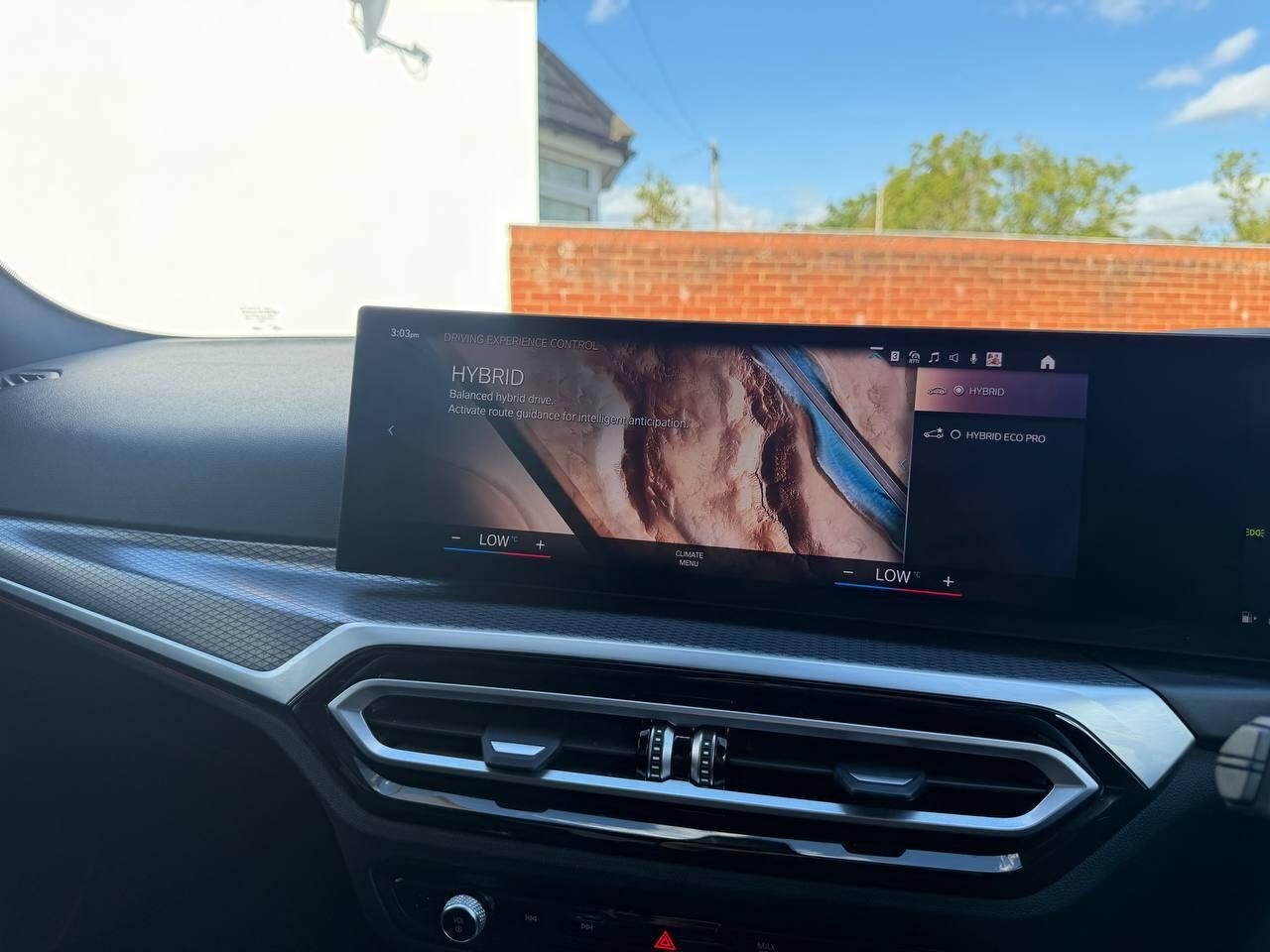 BMW 3 Series view 52