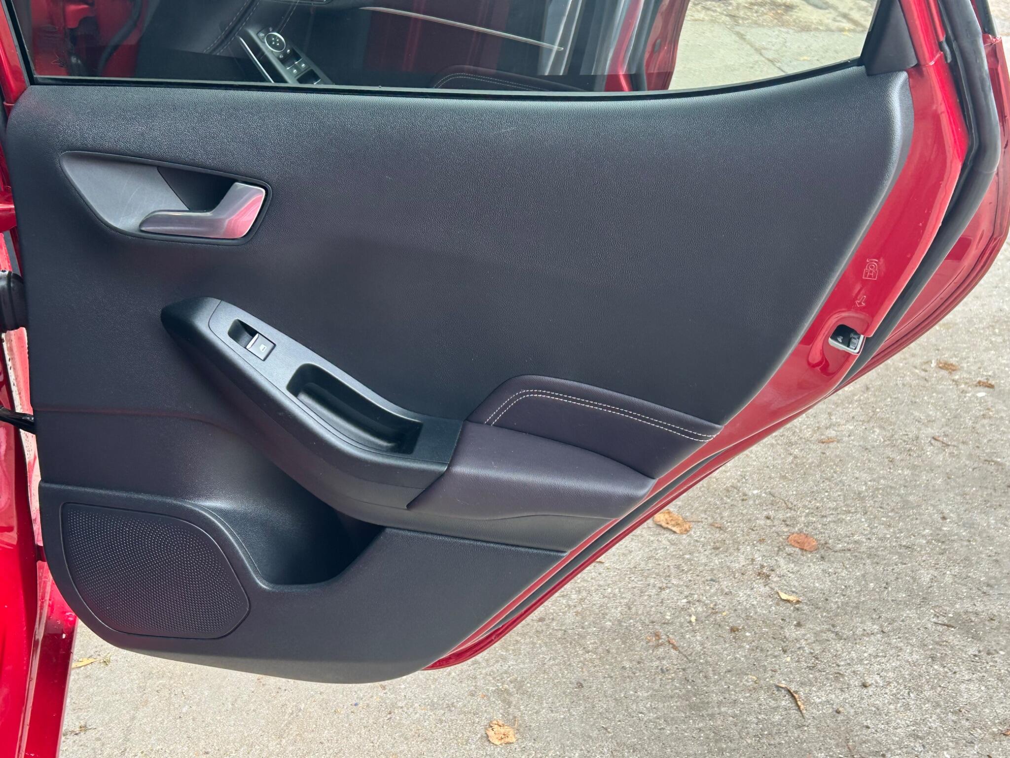 Ford Fiesta view 42