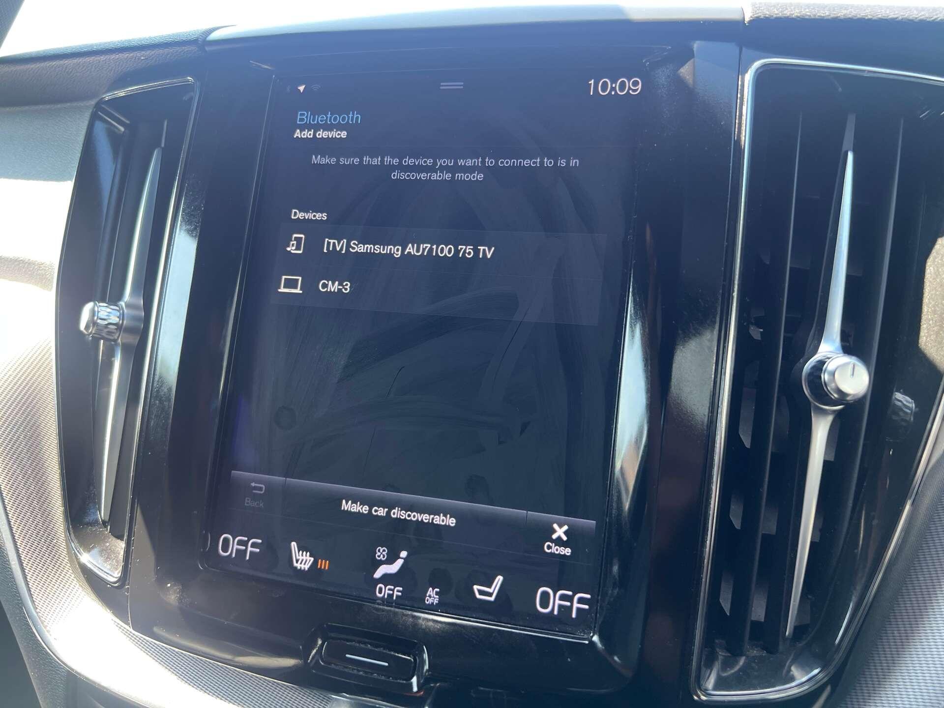 Volvo XC60 view 28