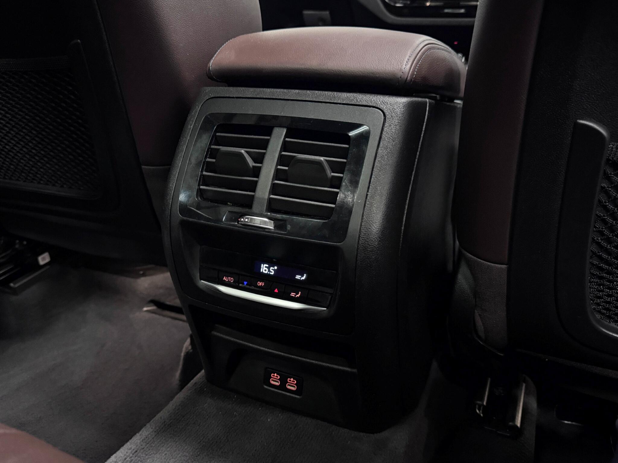 BMW X3 view 21