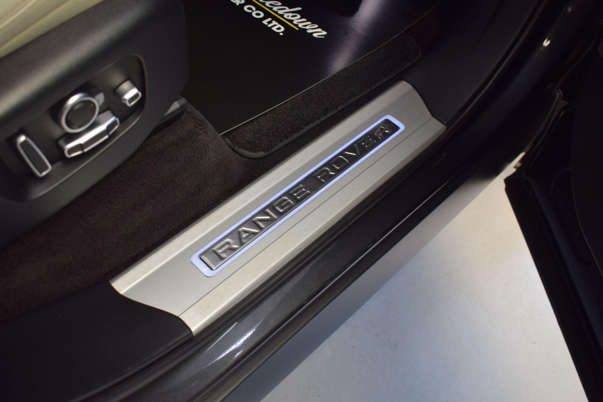 Land Rover Range Rover Sport view 26