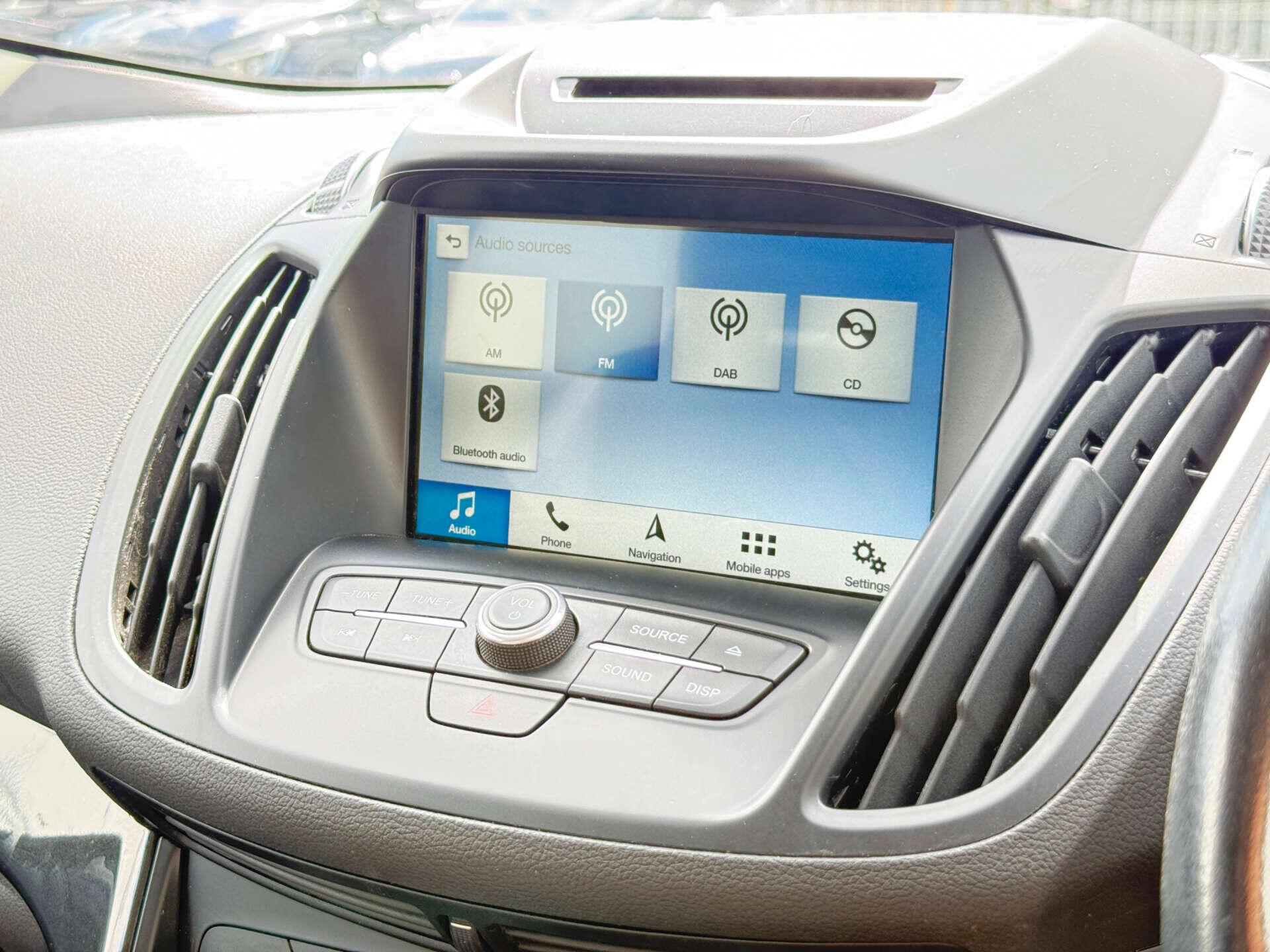 Ford Kuga view 60