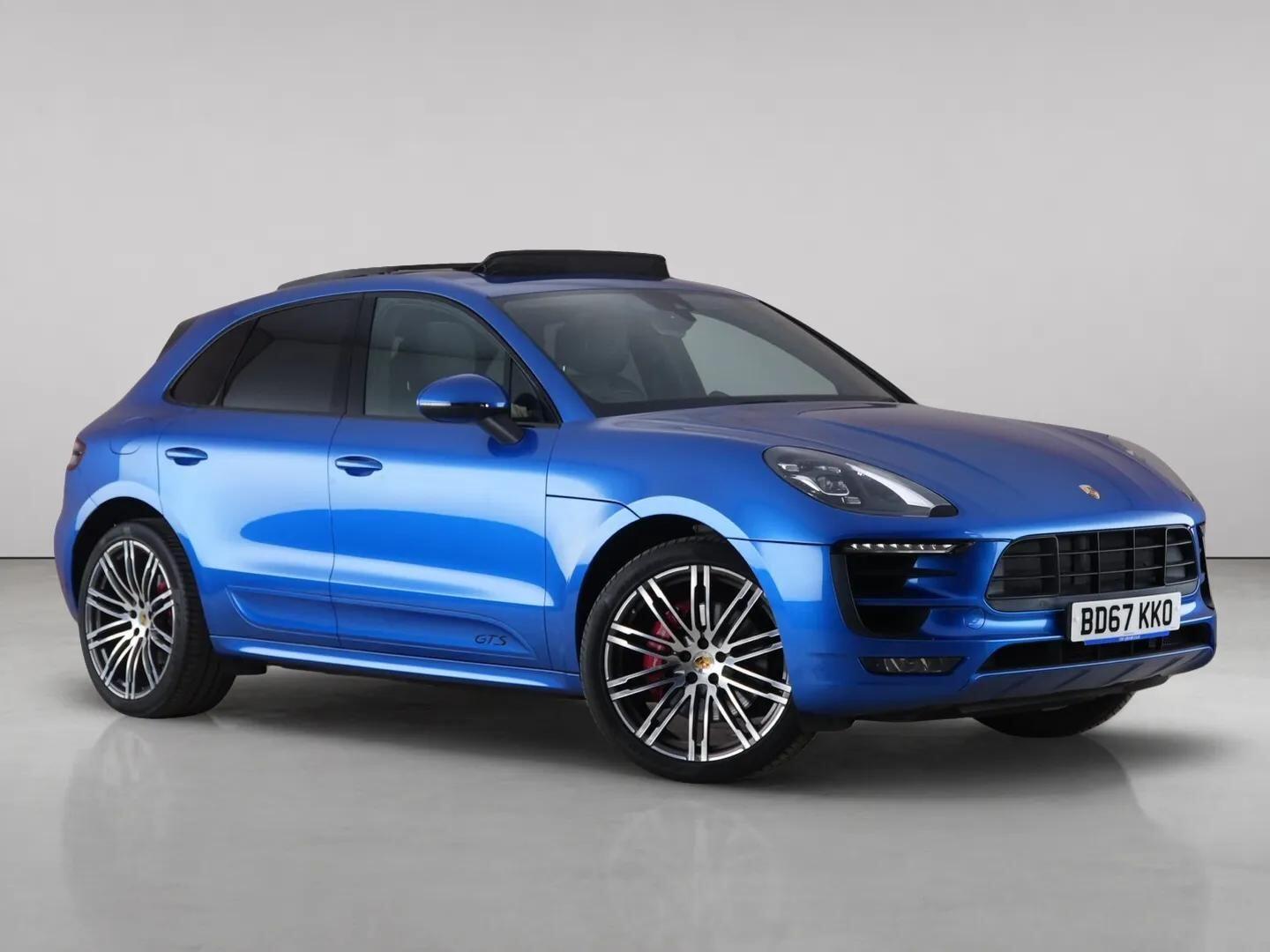2017 Porsche Macan in Blue for sale