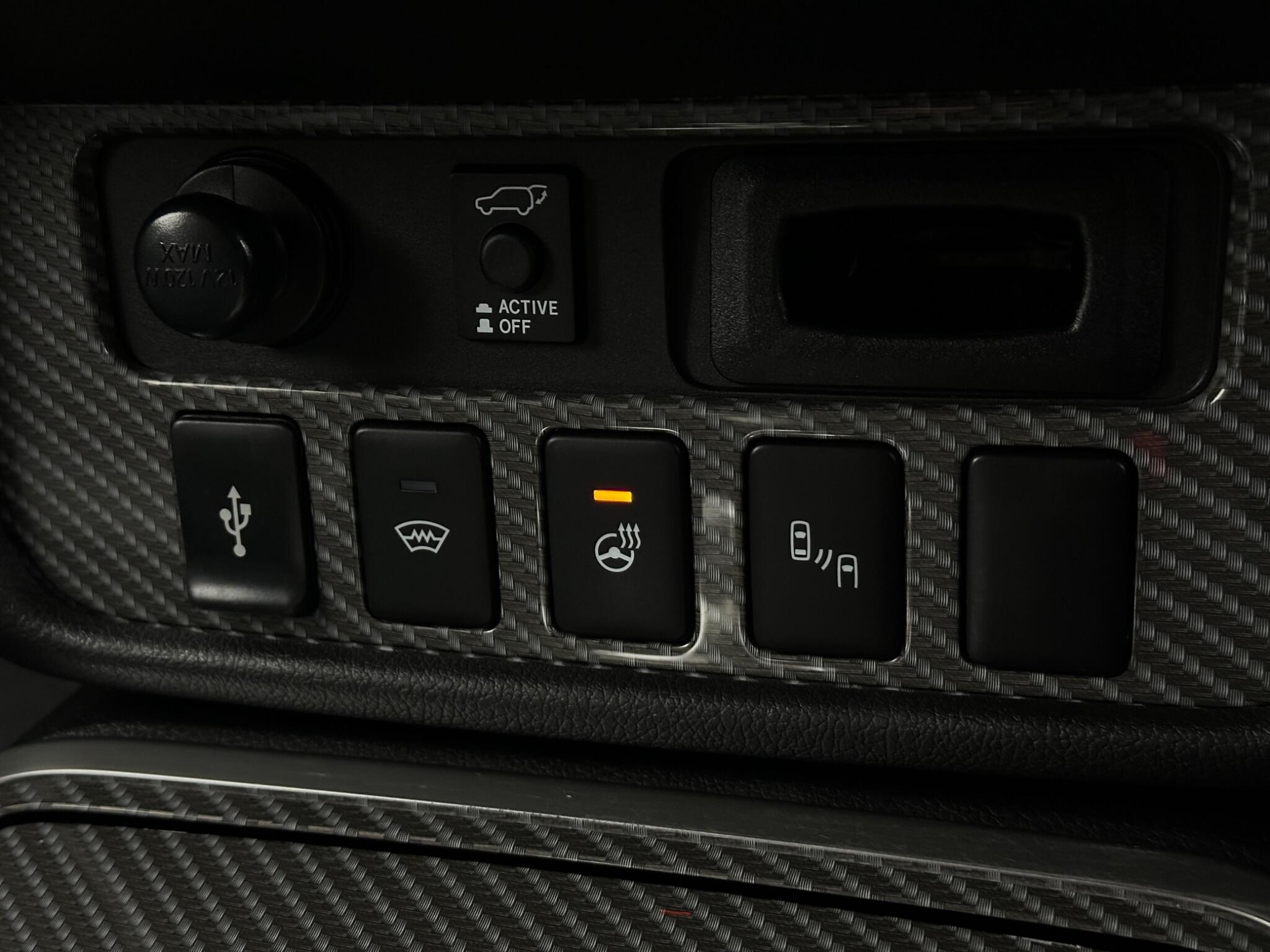 Mitsubishi Outlander view 21