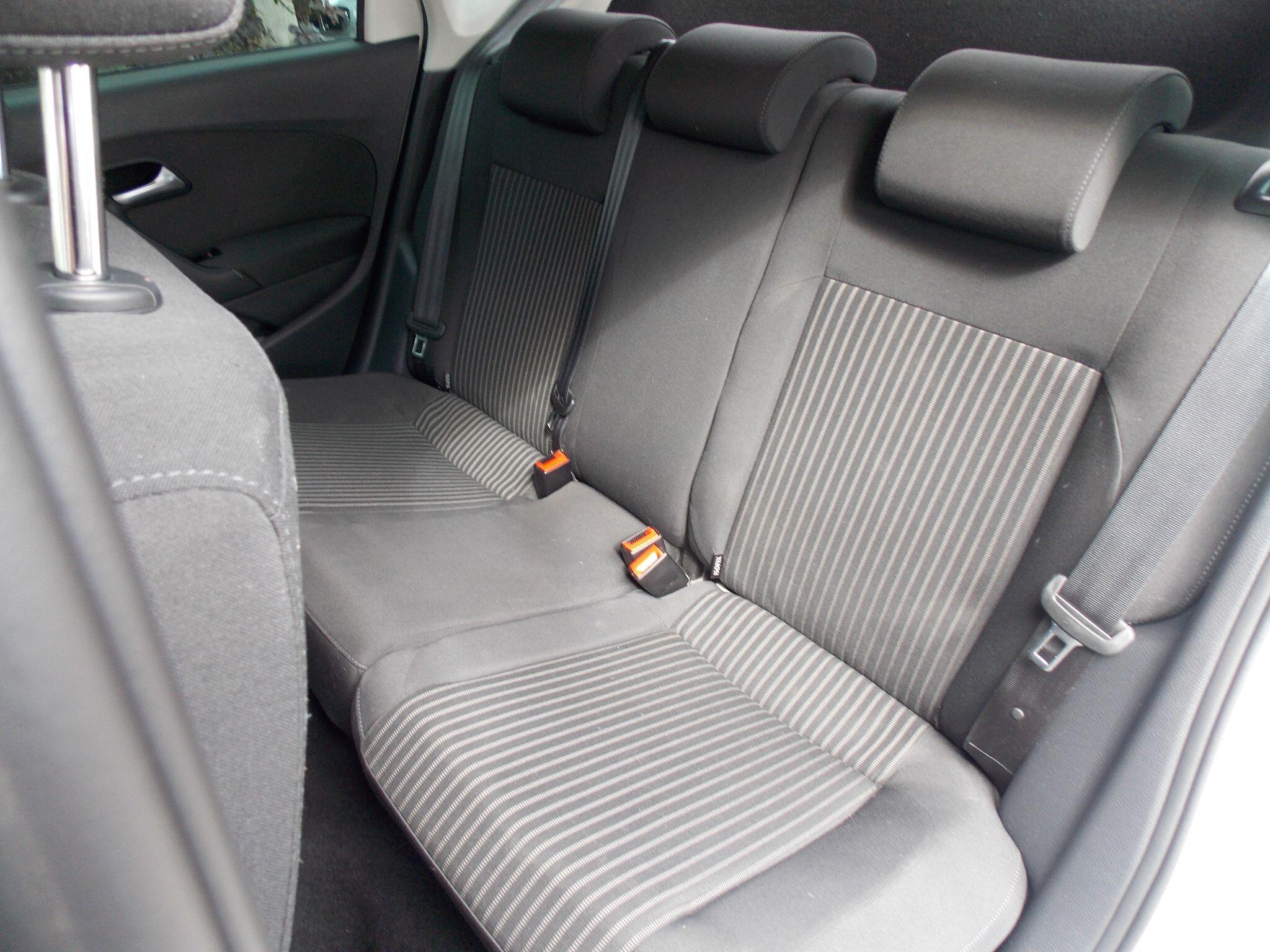 Volkswagen Polo view 38