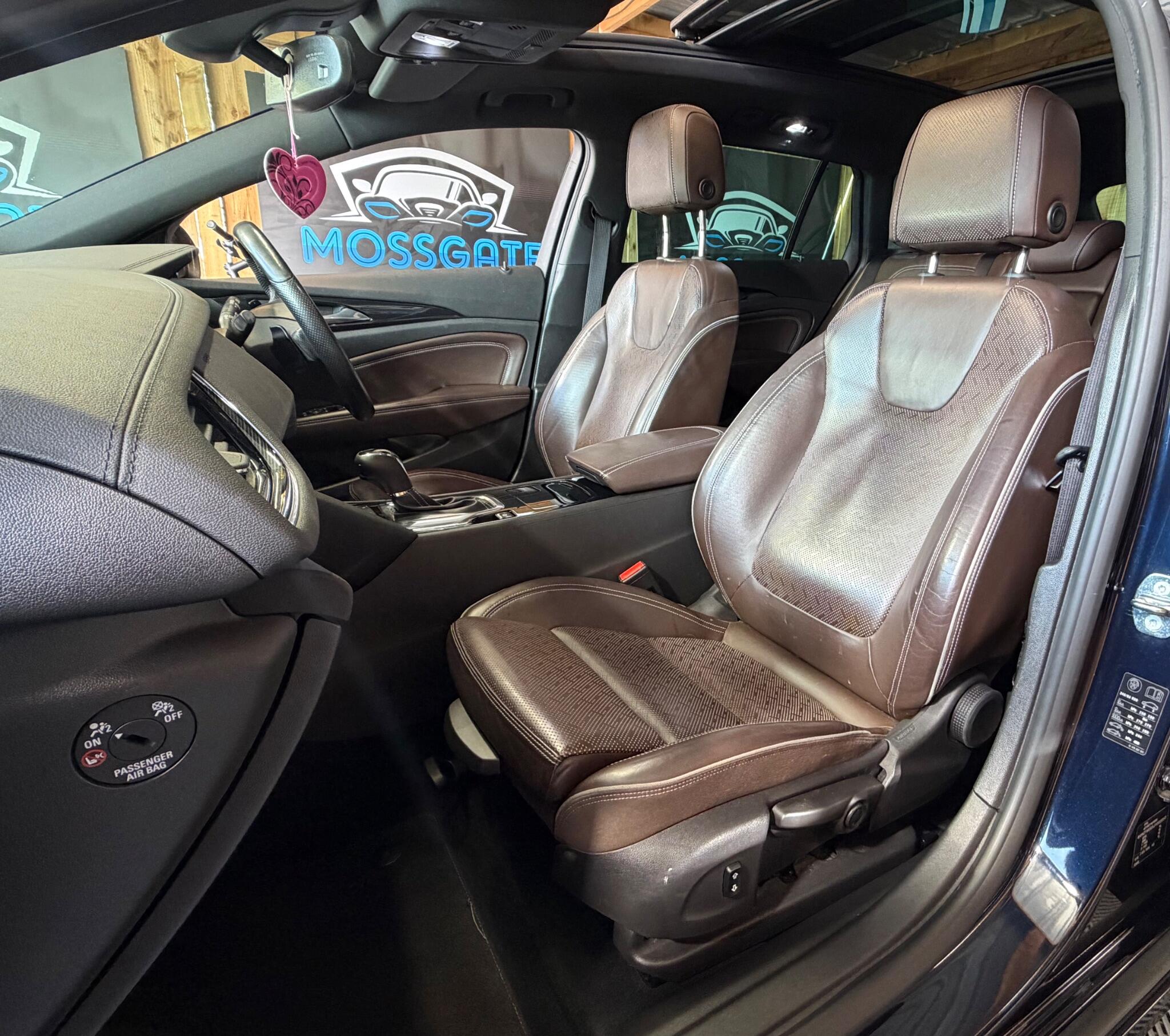 Vauxhall Insignia view 45
