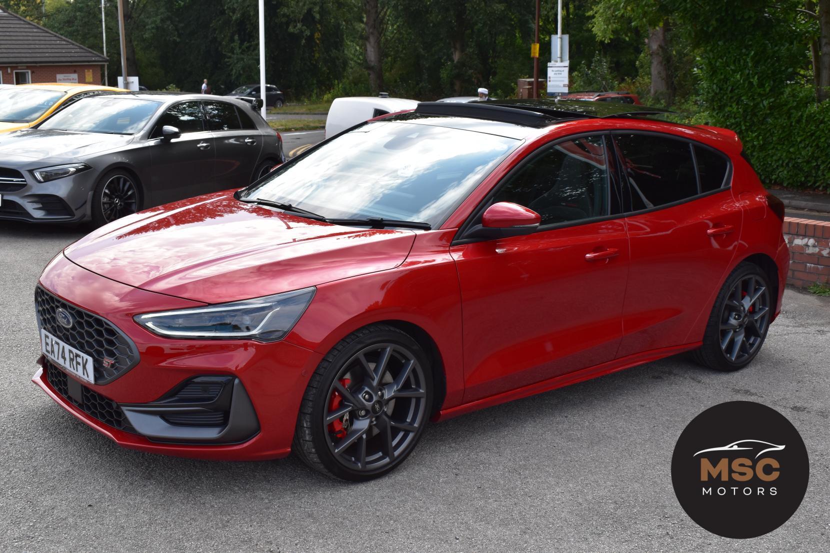 Ford Focus view 5