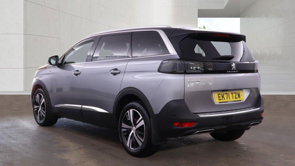 Peugeot 5008 view 8