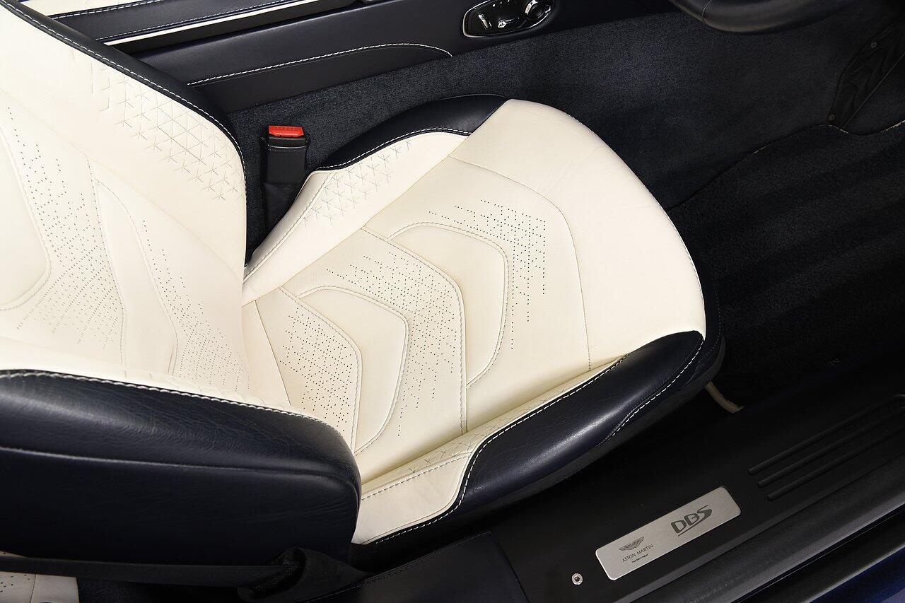 Aston Martin DBS view 11