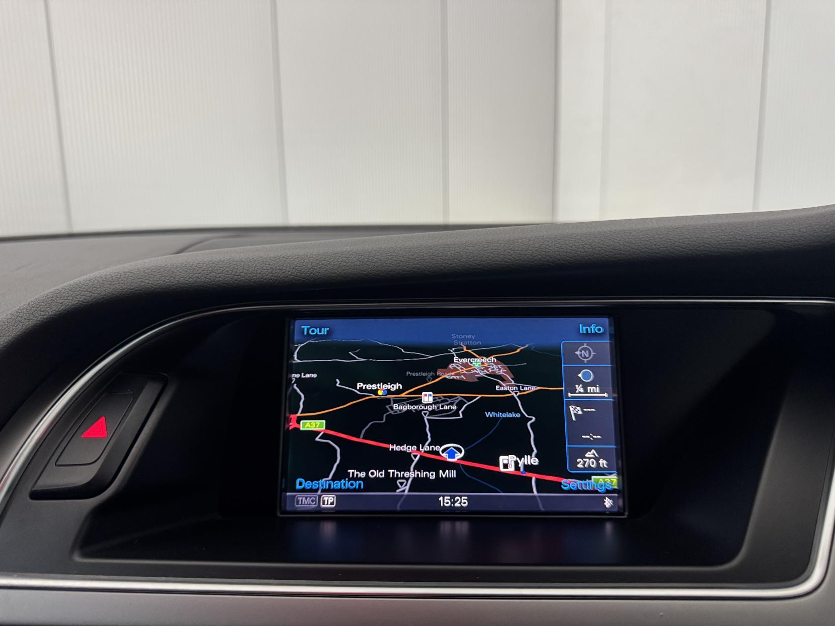 Audi A4 Avant view 59