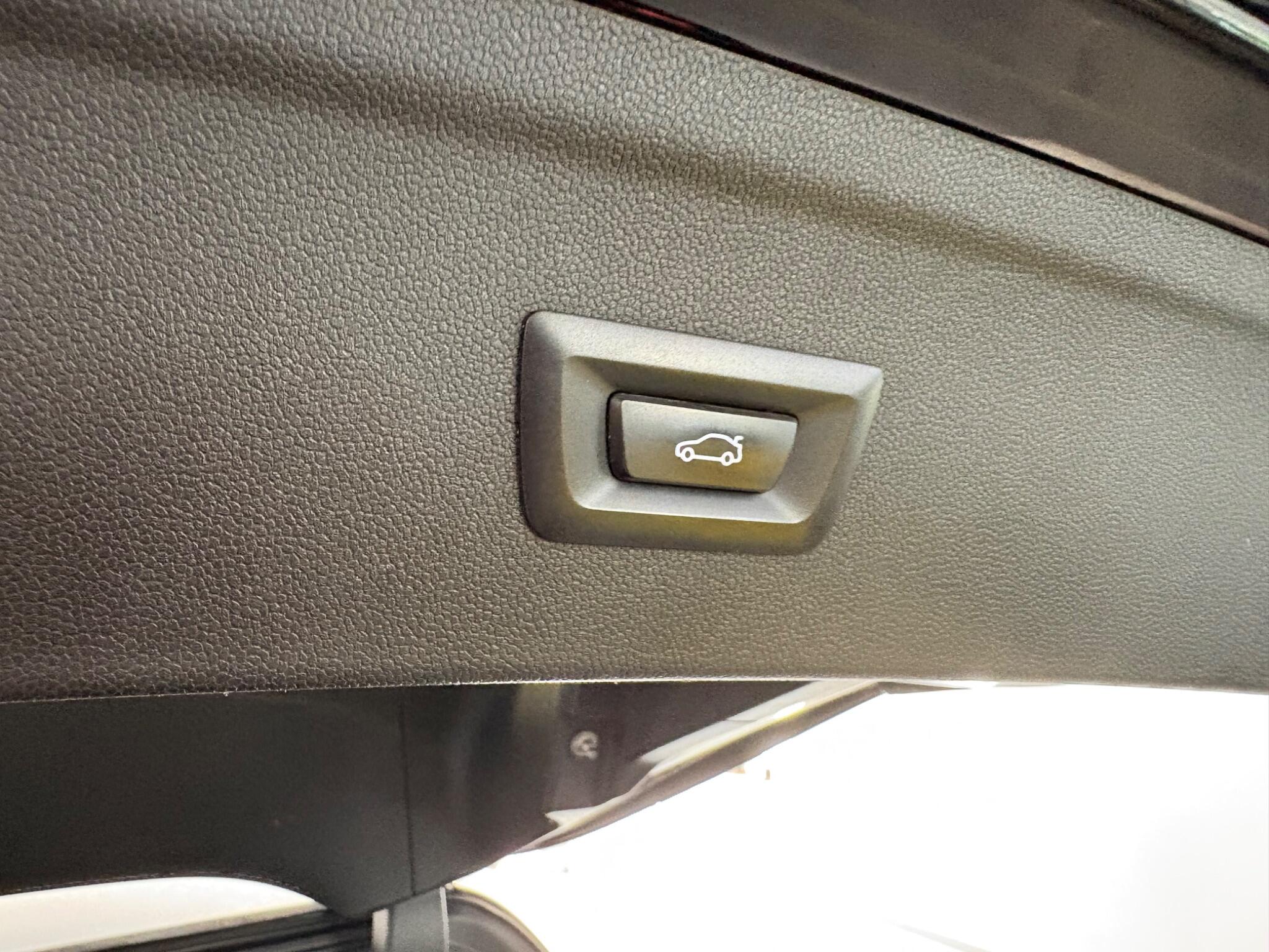 BMW Ix view 18
