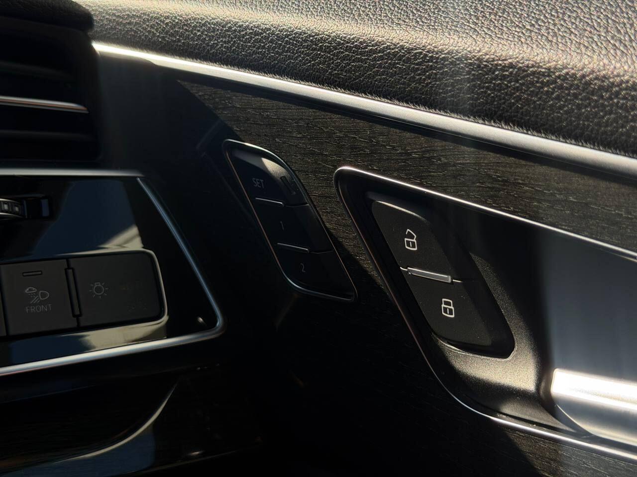 Audi Q7 view 52