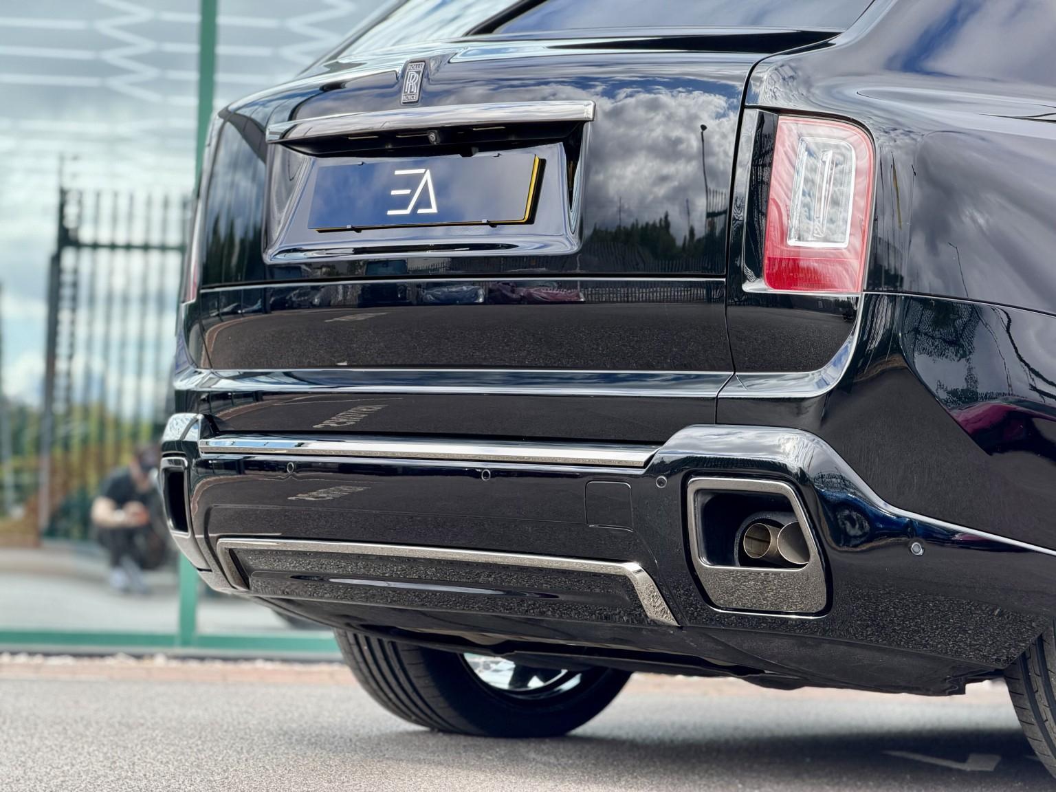 Rolls-Royce Cullinan view 44