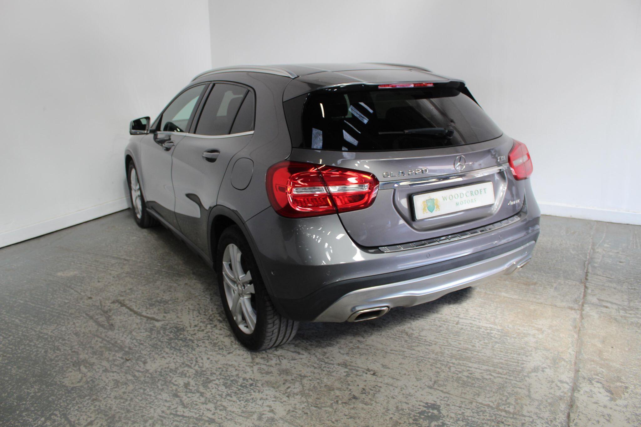 Mercedes-Benz Gla view 7