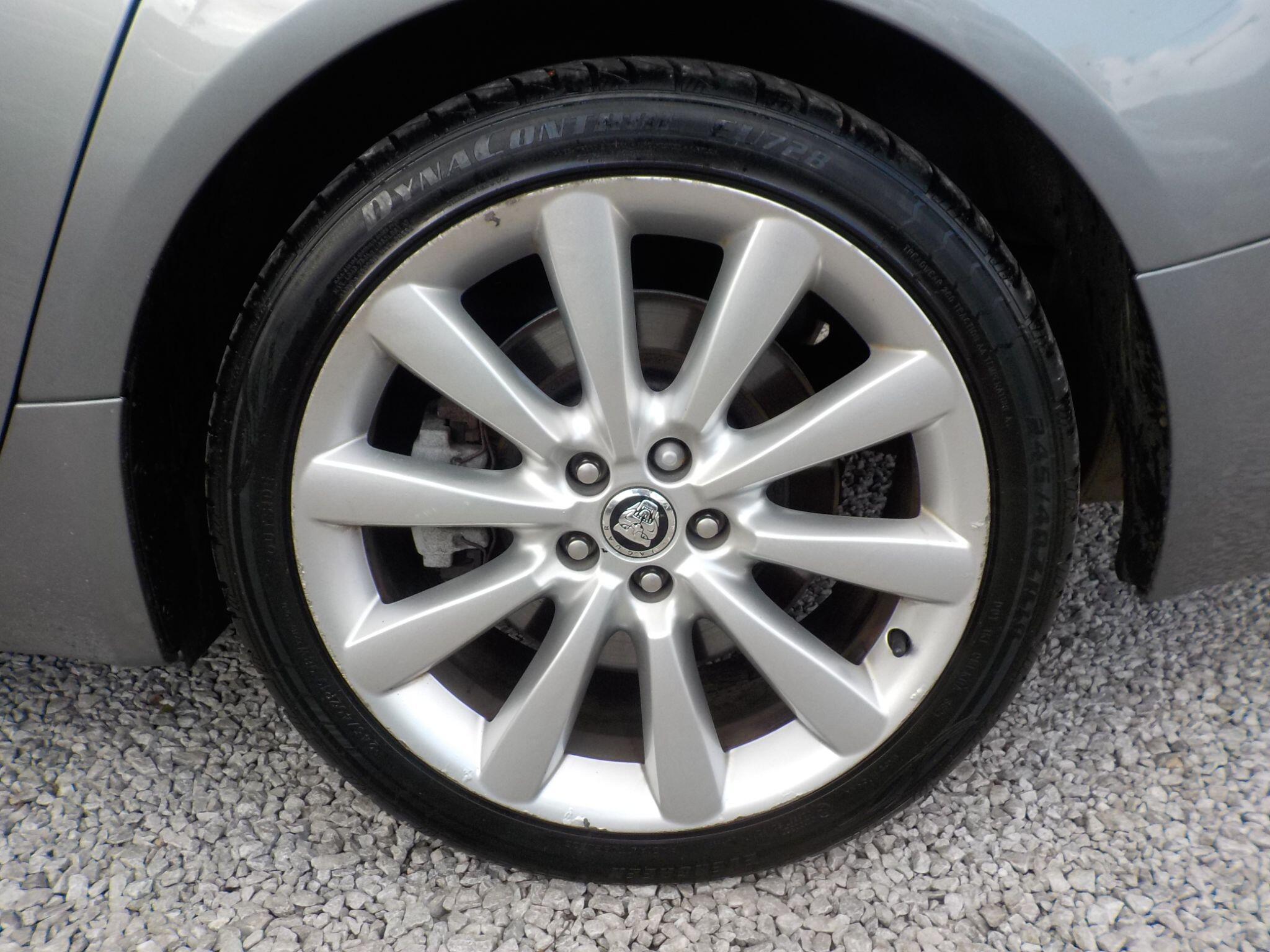 Jaguar XF 3.0d V6 Premium Luxury Auto Euro 5 4dr