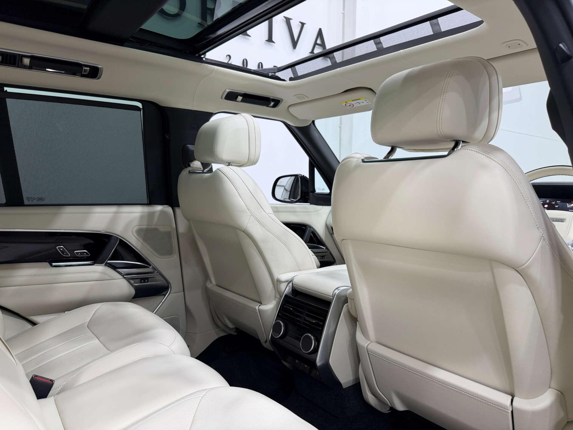 Land Rover Range Rover view 17