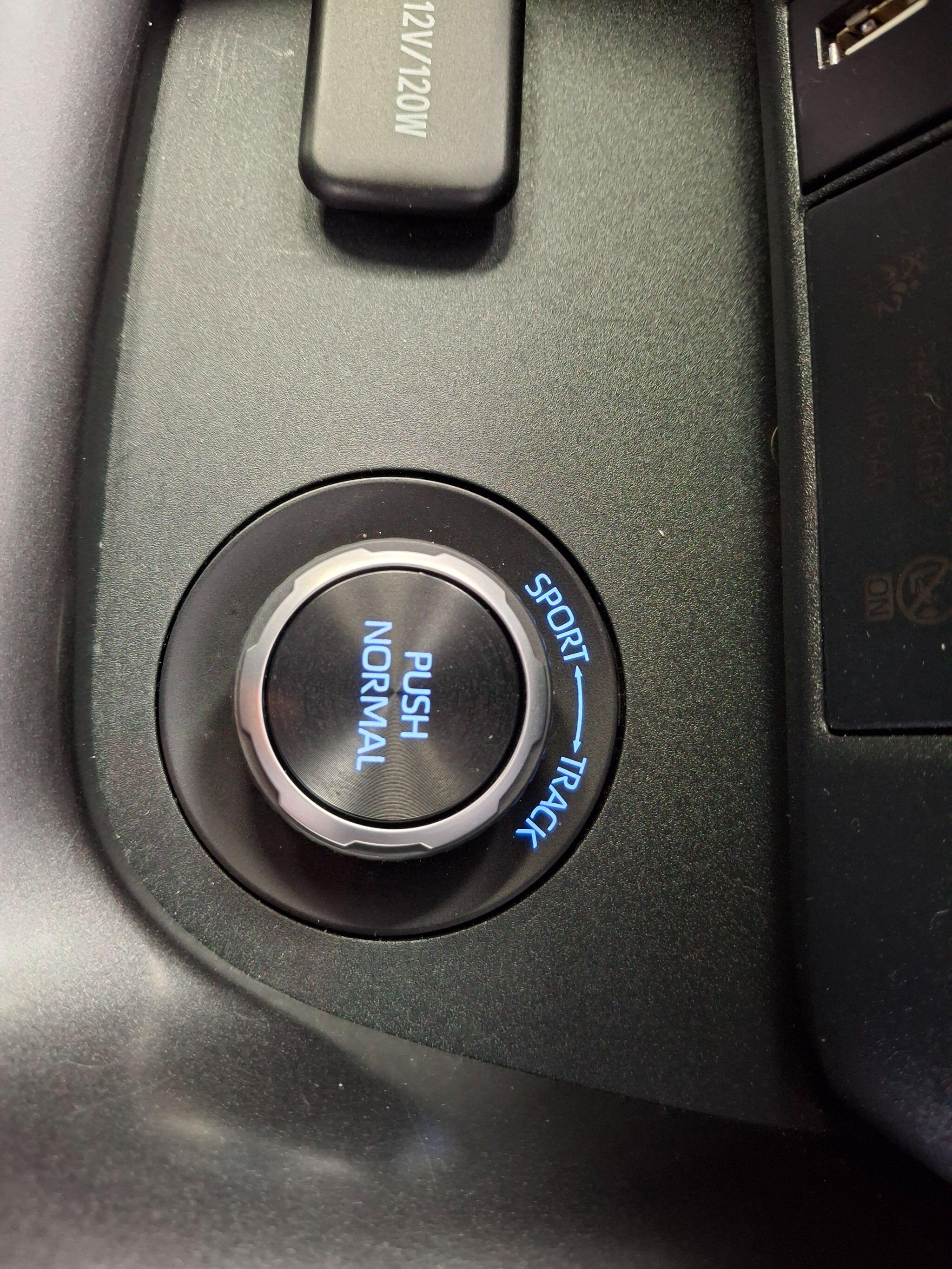 Toyota Yaris view 15