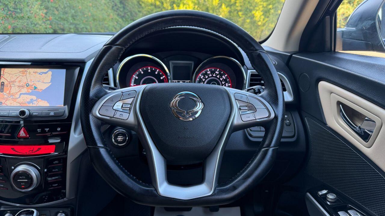 KGM Tivoli view 16