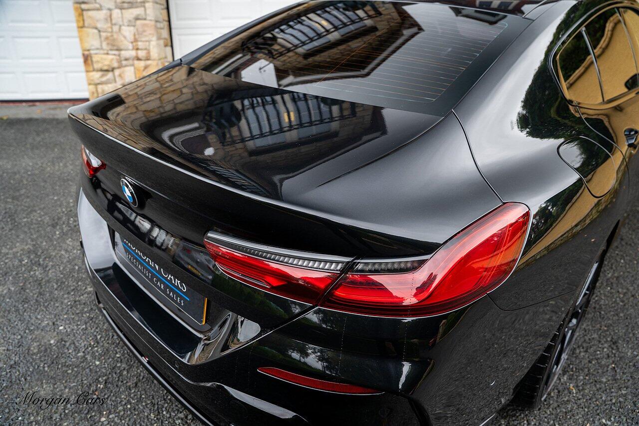 BMW 8 Series view 16