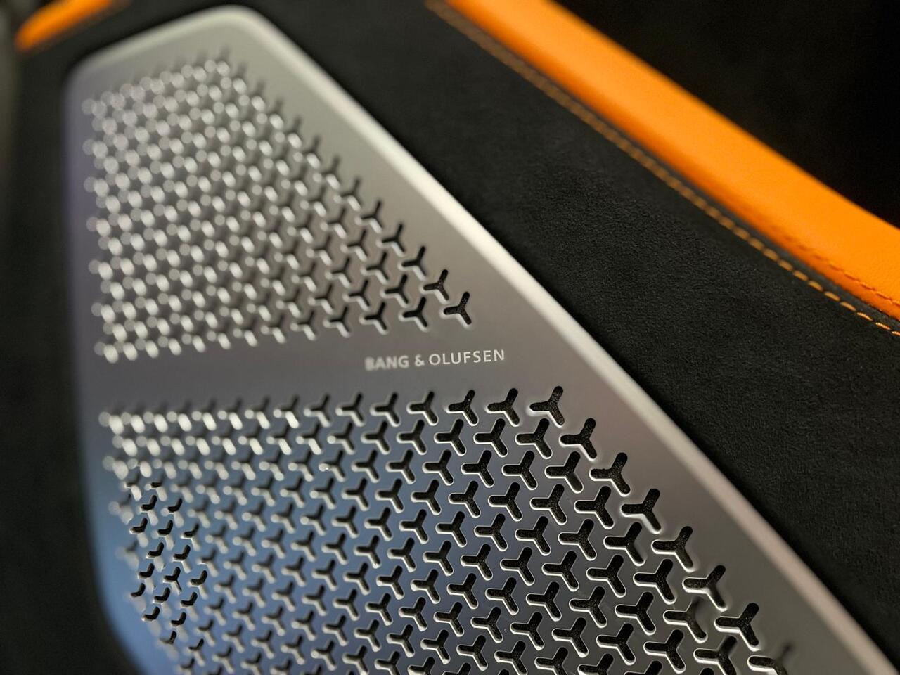 Lamborghini Urus view 25