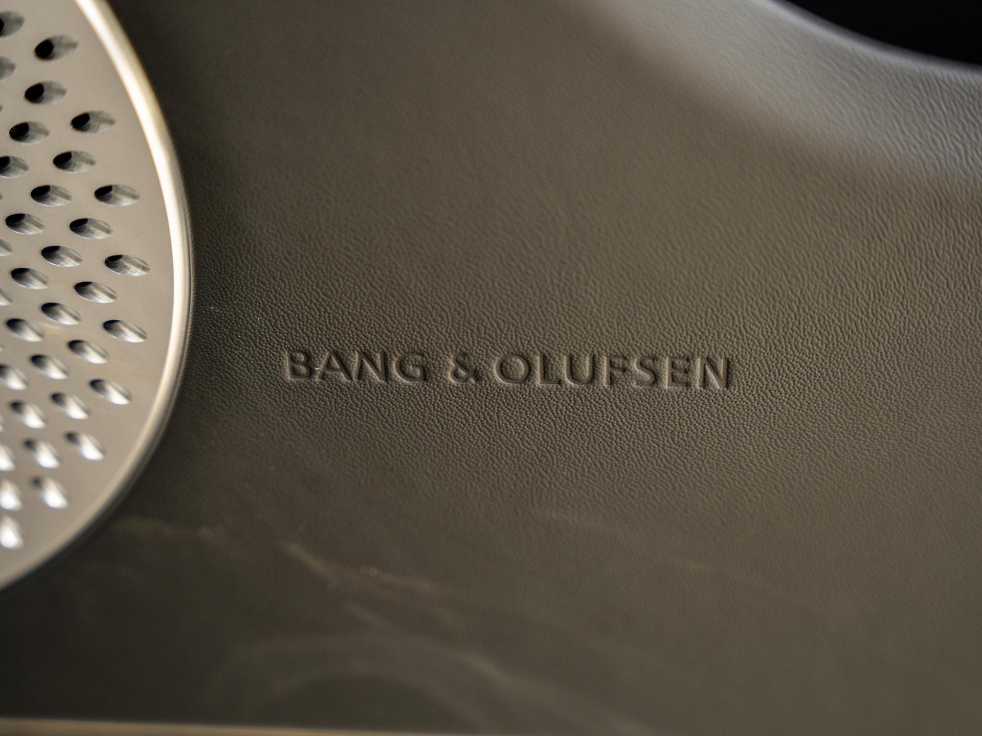 Bentley Flying Spur view 40