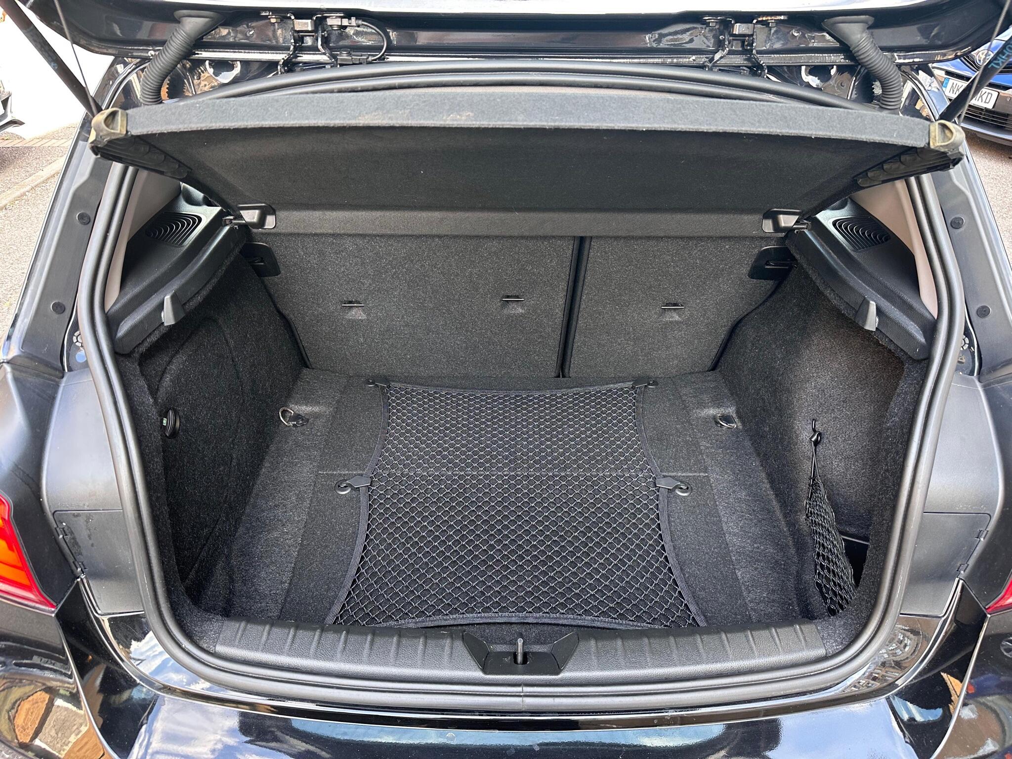 BMW 1 Series view 39