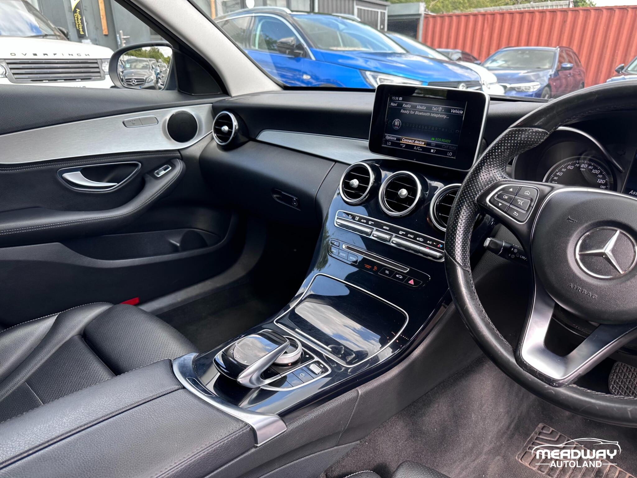 Mercedes-Benz C Class view 30