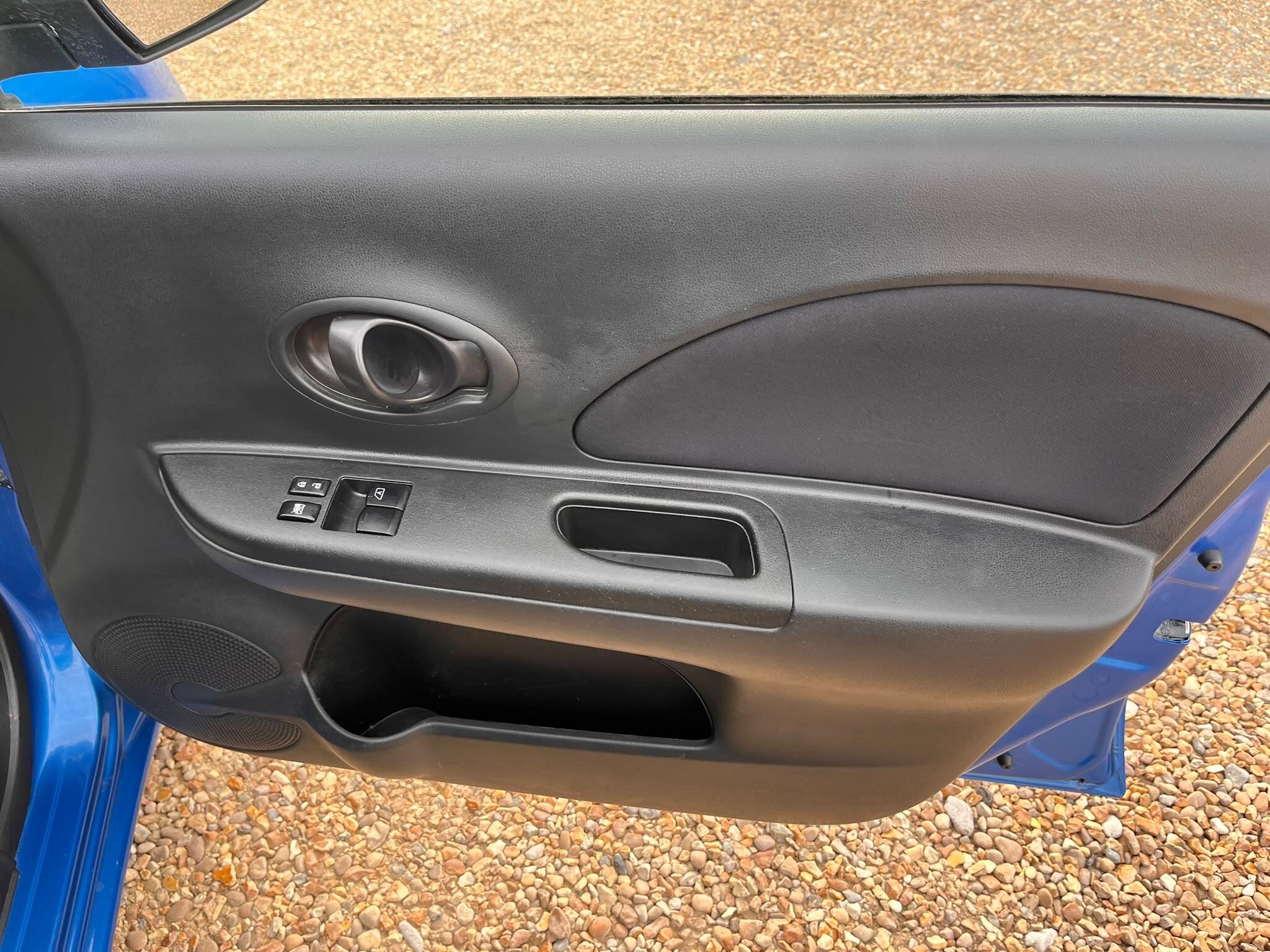 Nissan Micra view 27